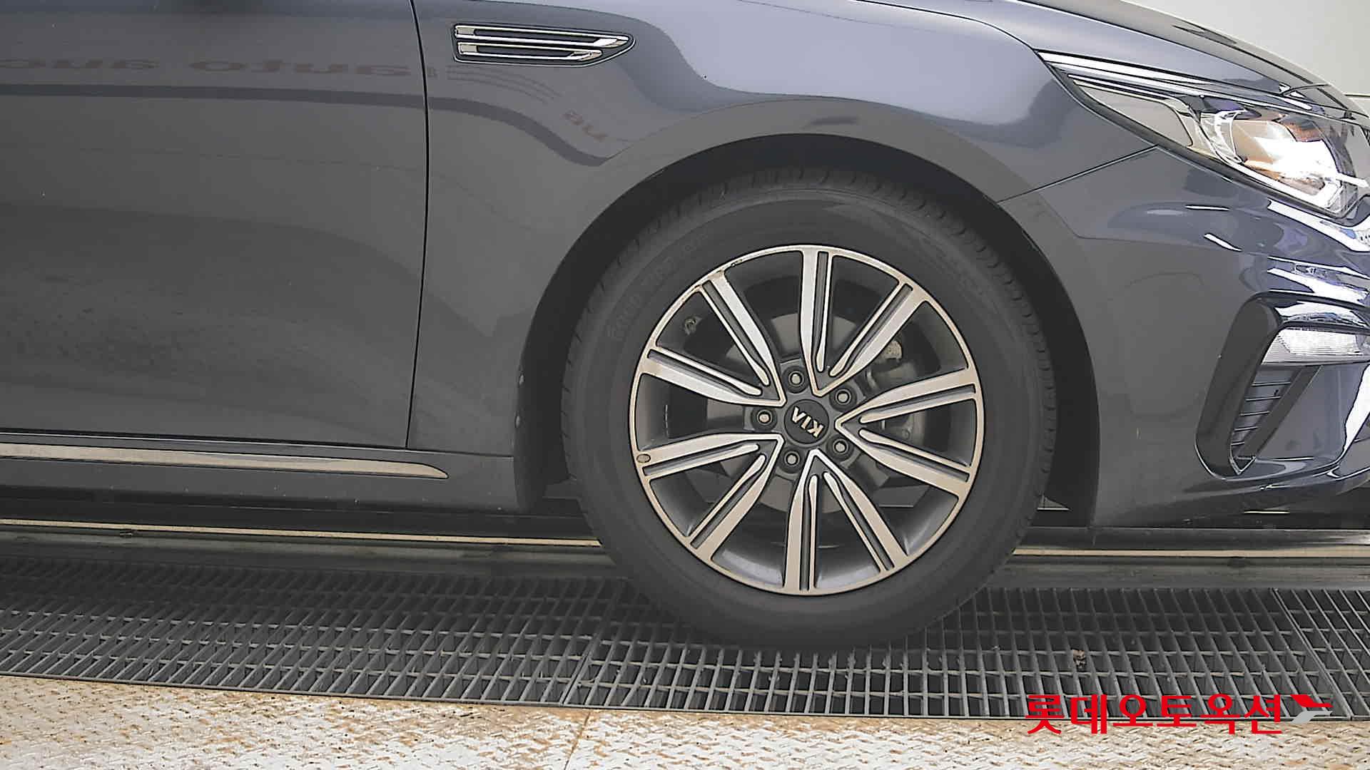 2019 - kia k5