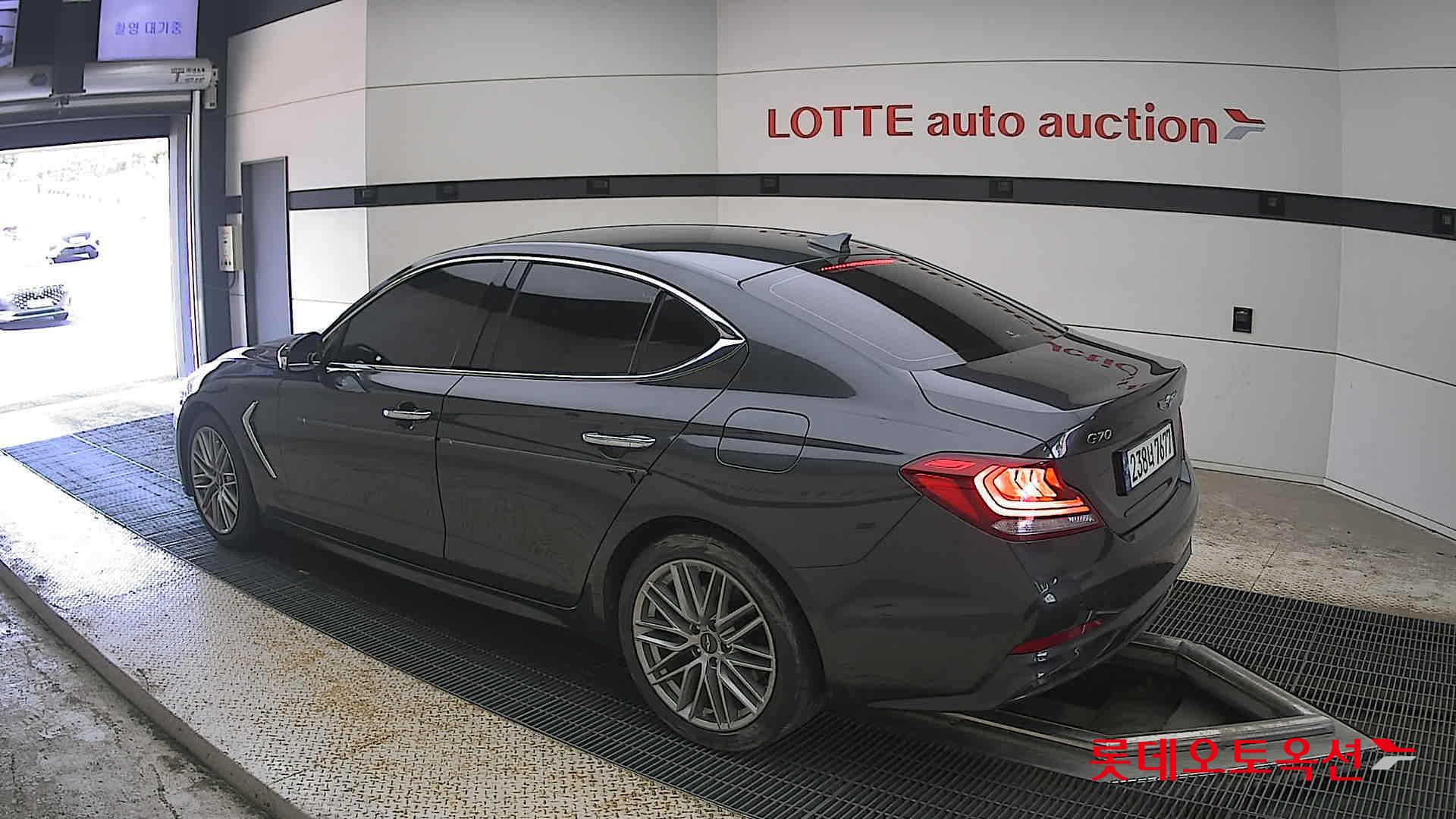 2019 - genesis g70