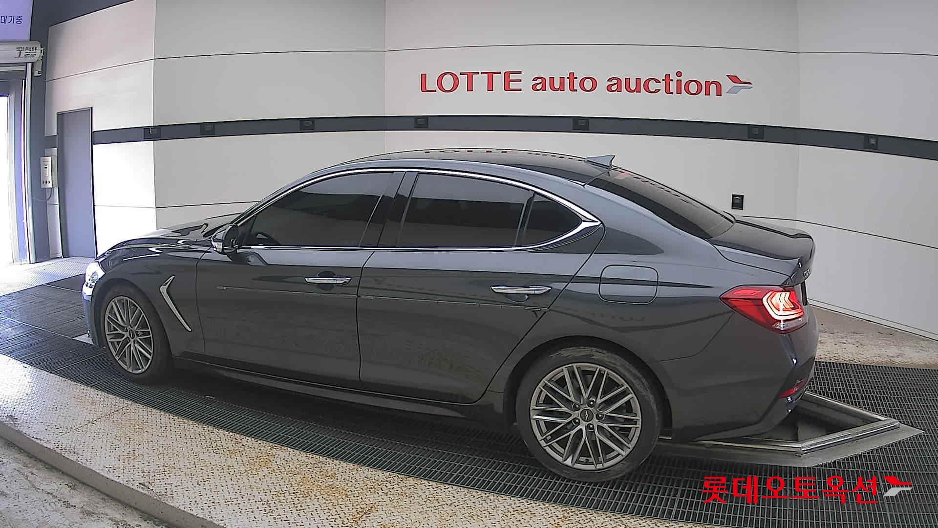 2019 - genesis g70