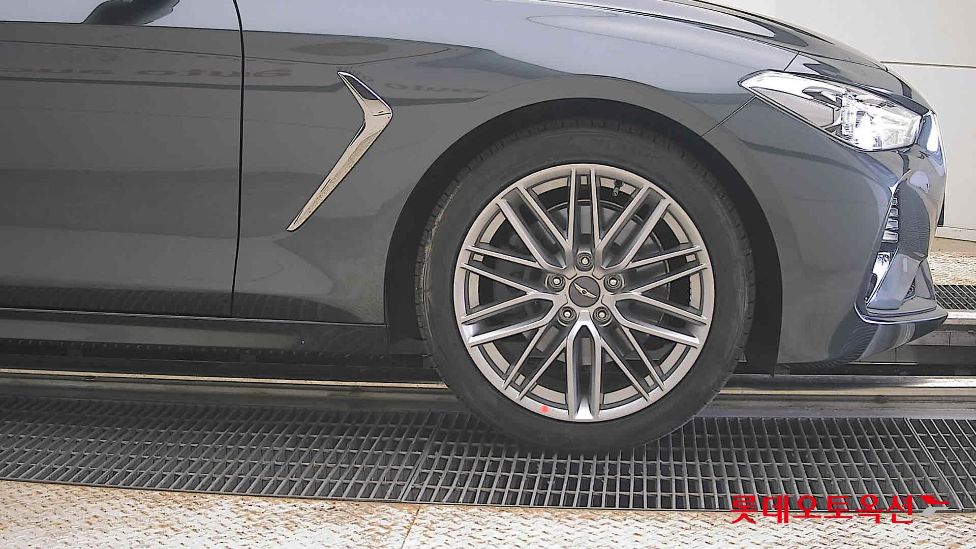 2019 - genesis g70