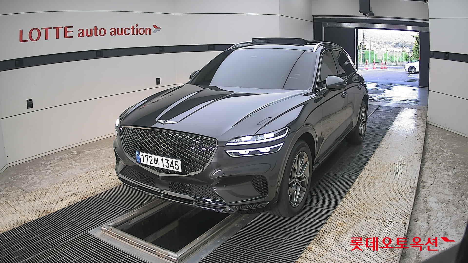 2023 - genesis gv70