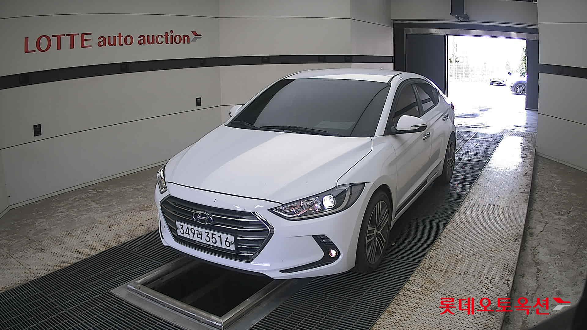 2017 - hyundai avante