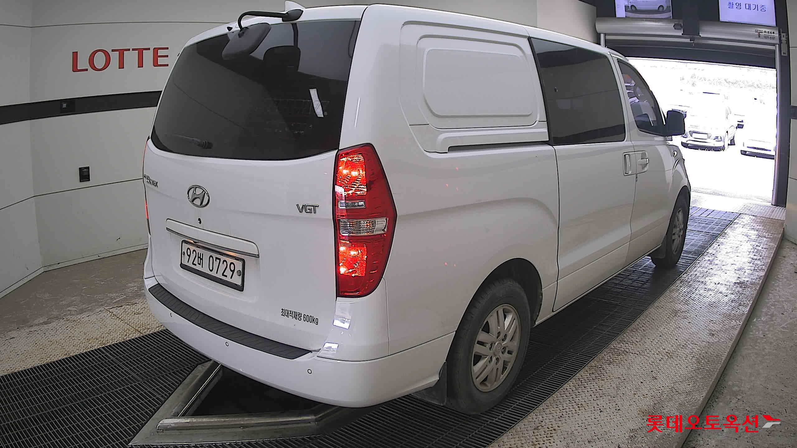 2020 - hyundai grand starex
