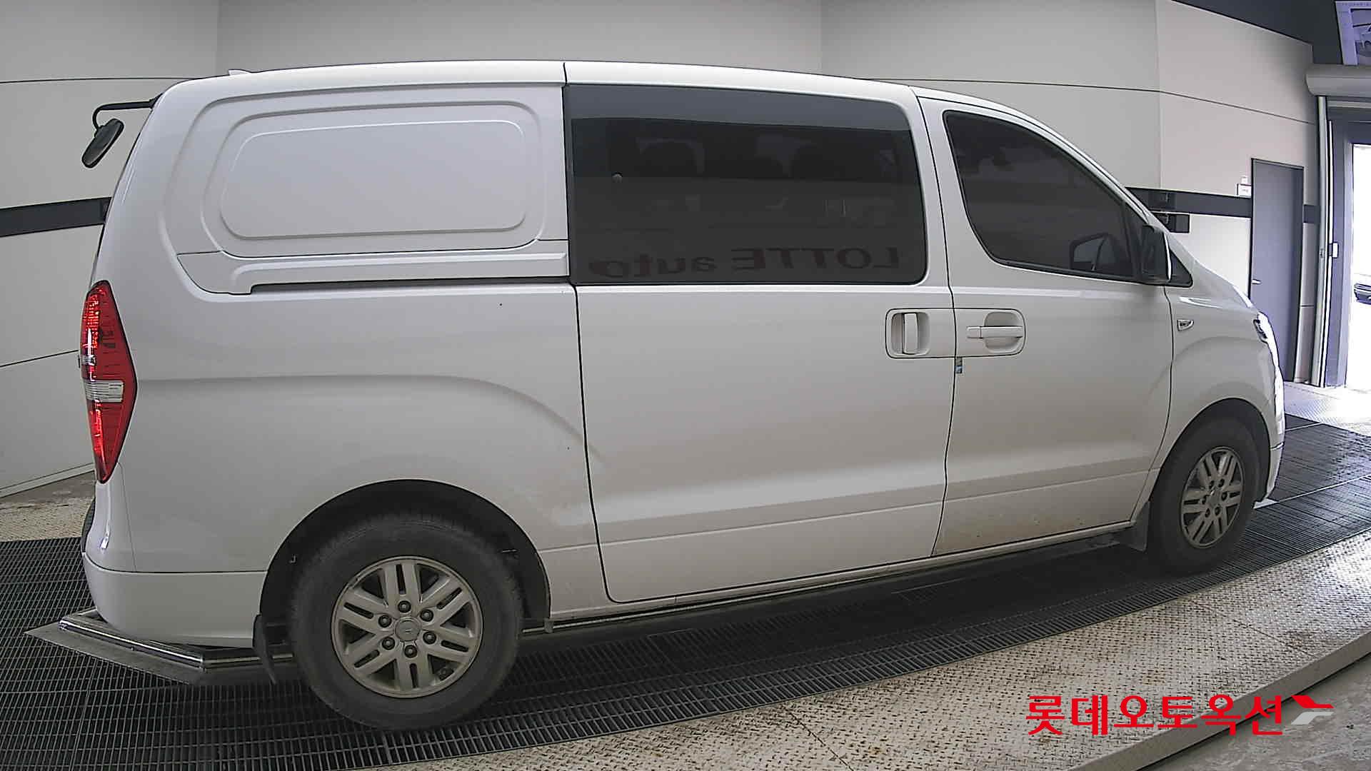 2020 - hyundai grand starex