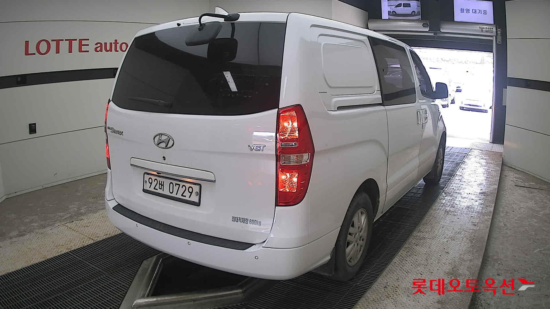 2020 - hyundai grand starex