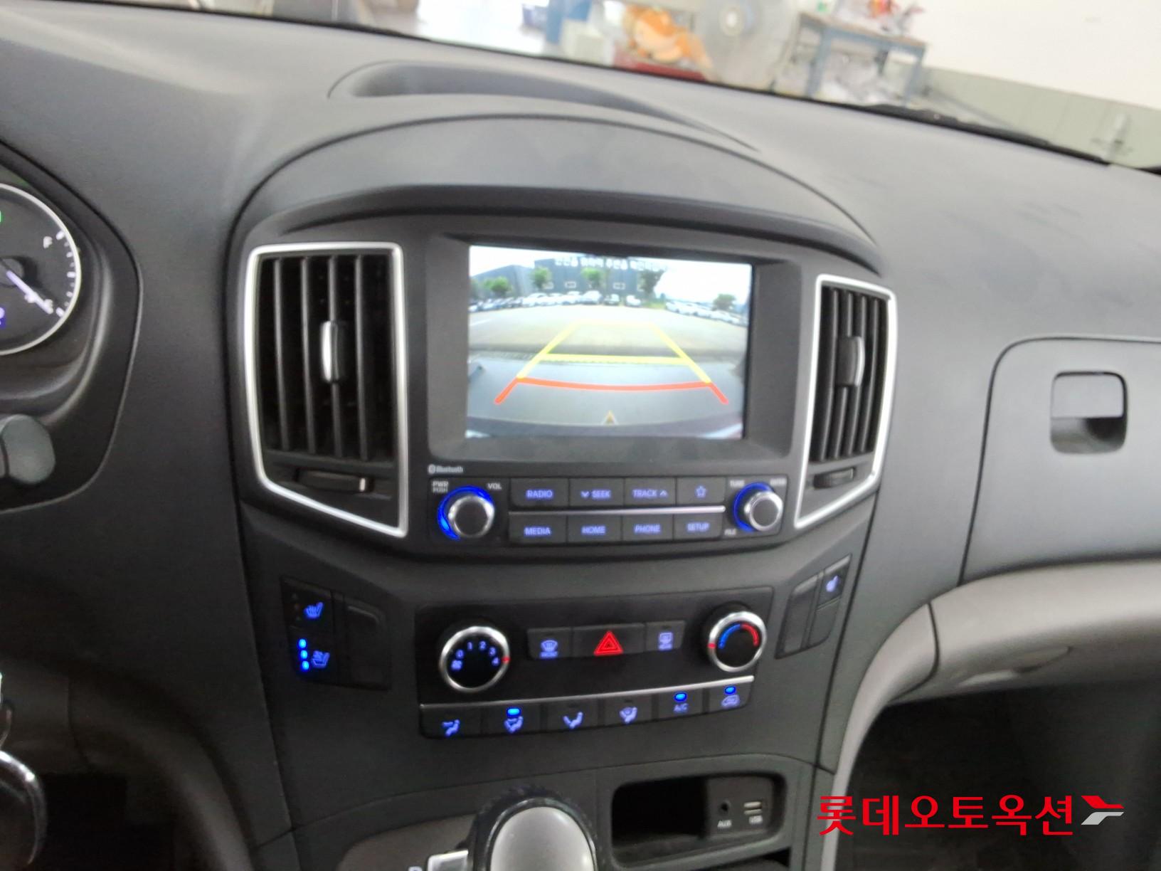 2020 - hyundai grand starex