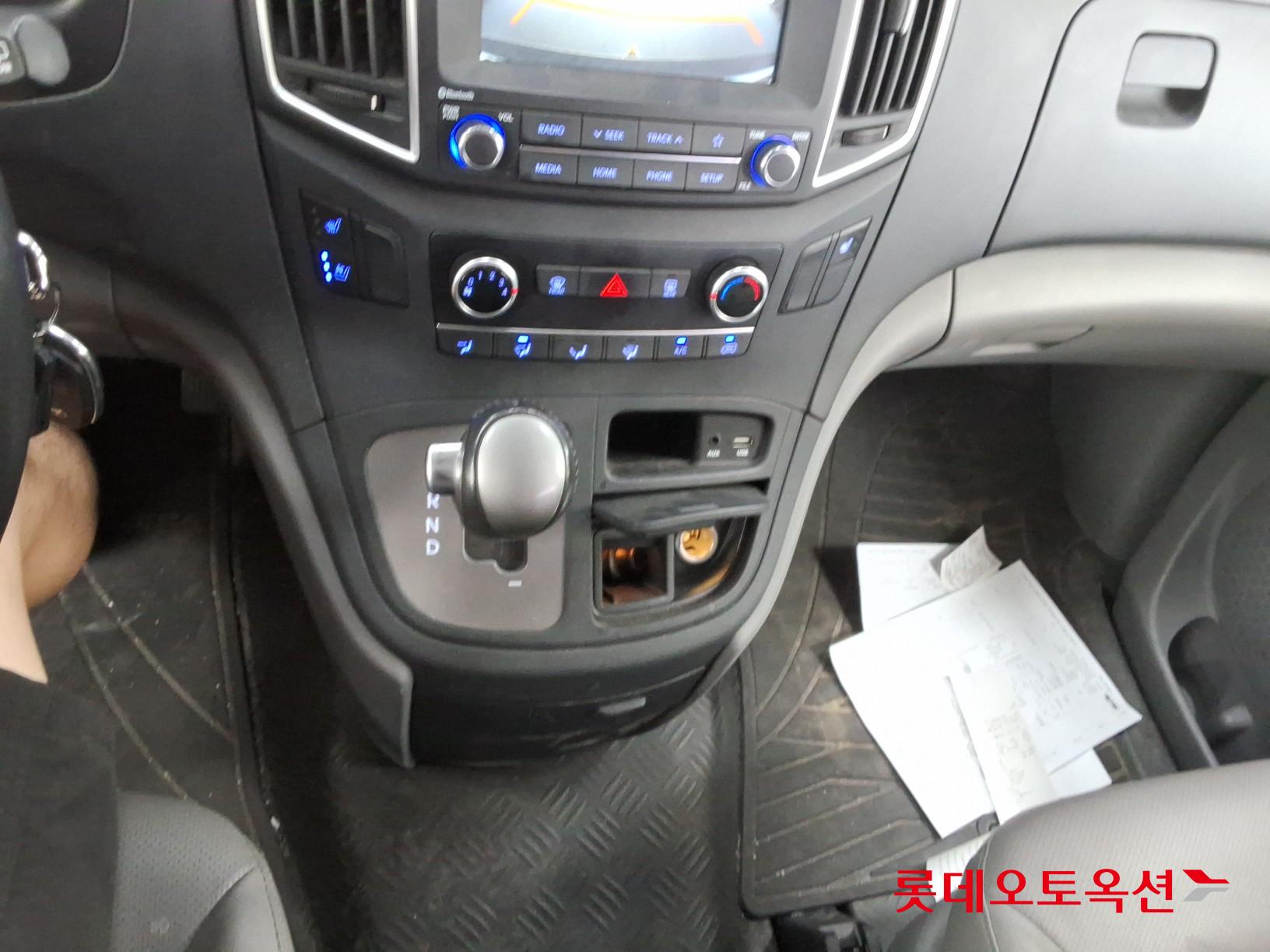 2020 - hyundai grand starex