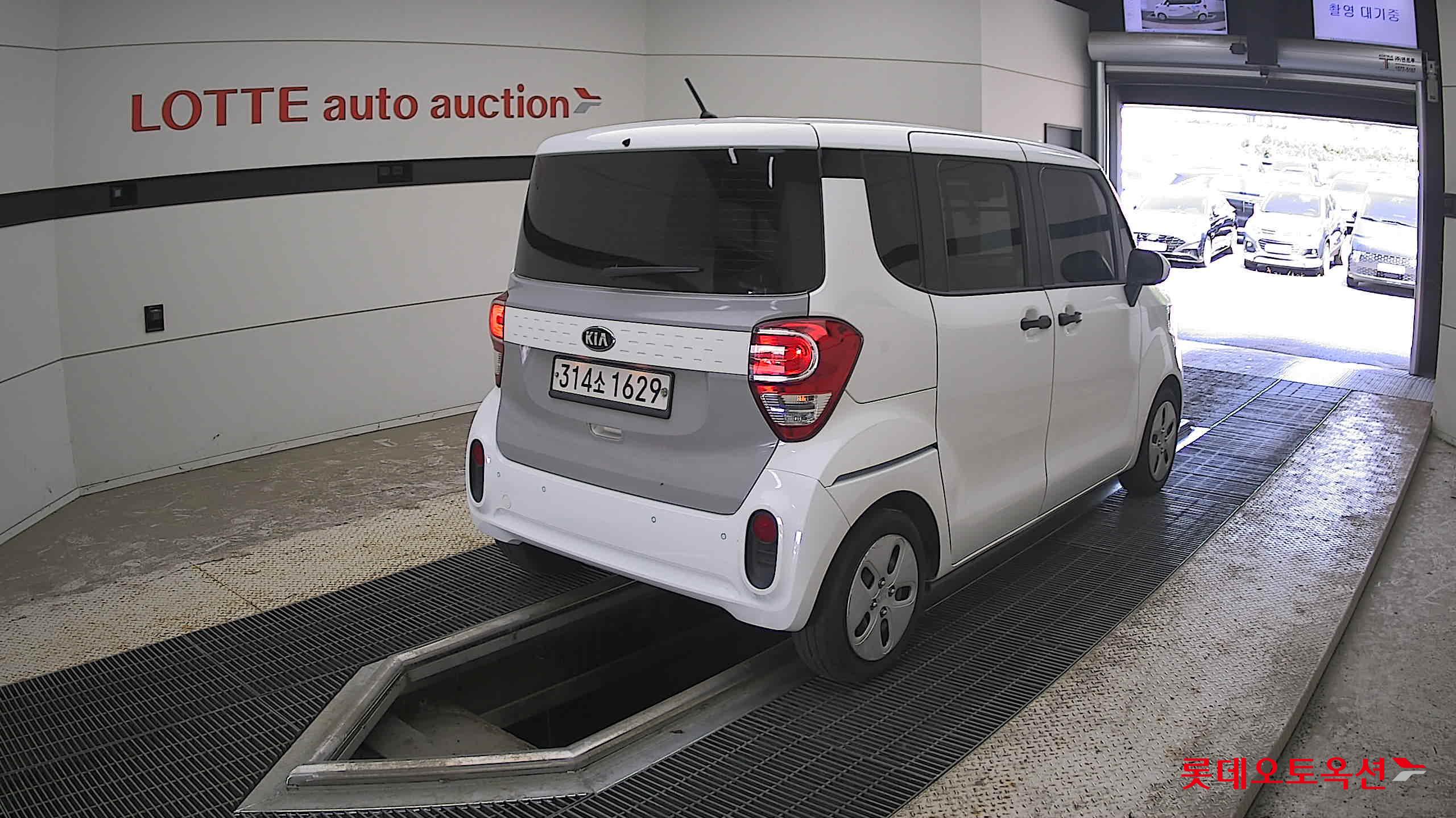 2019 - kia ray