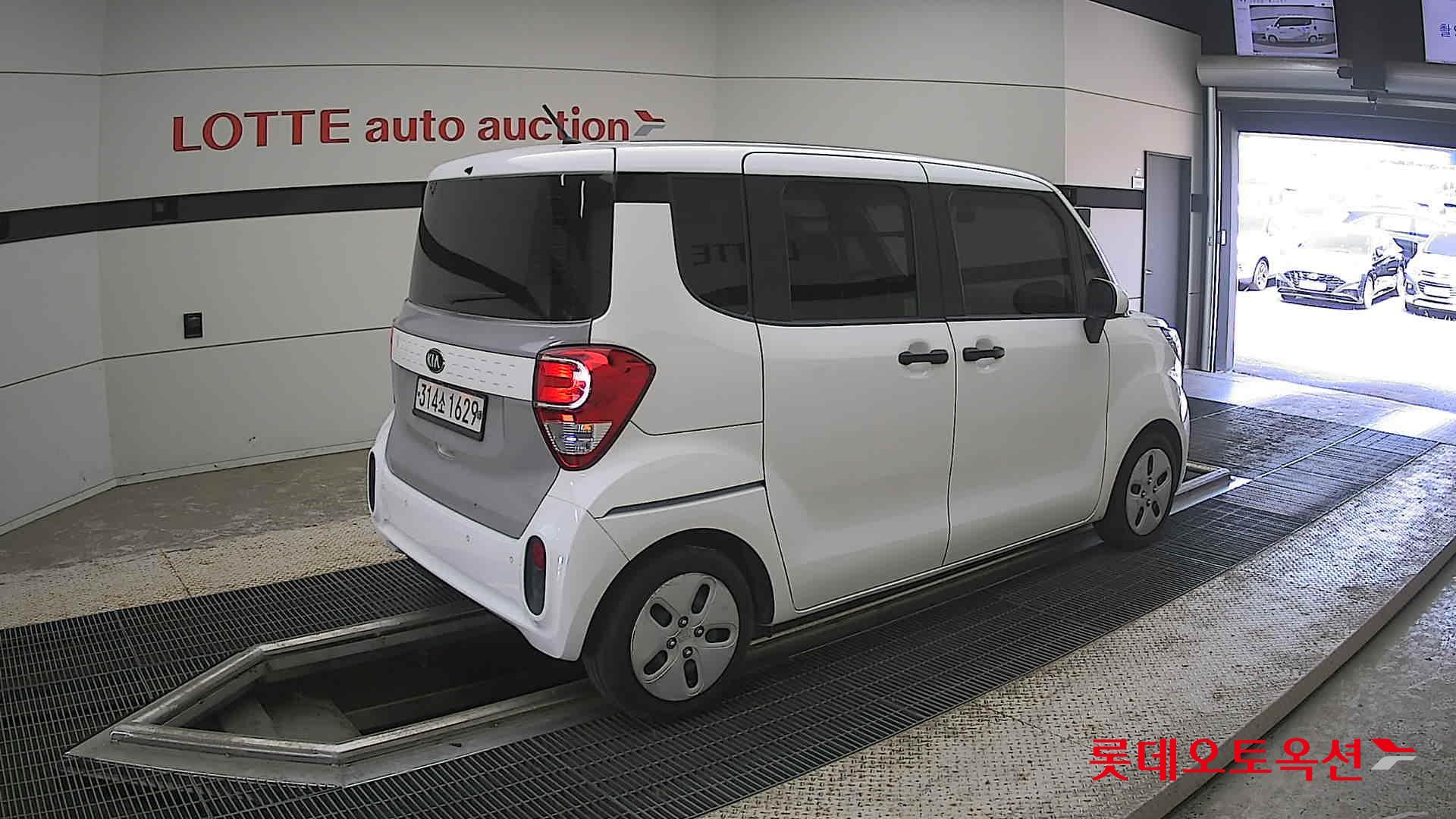 2019 - kia ray