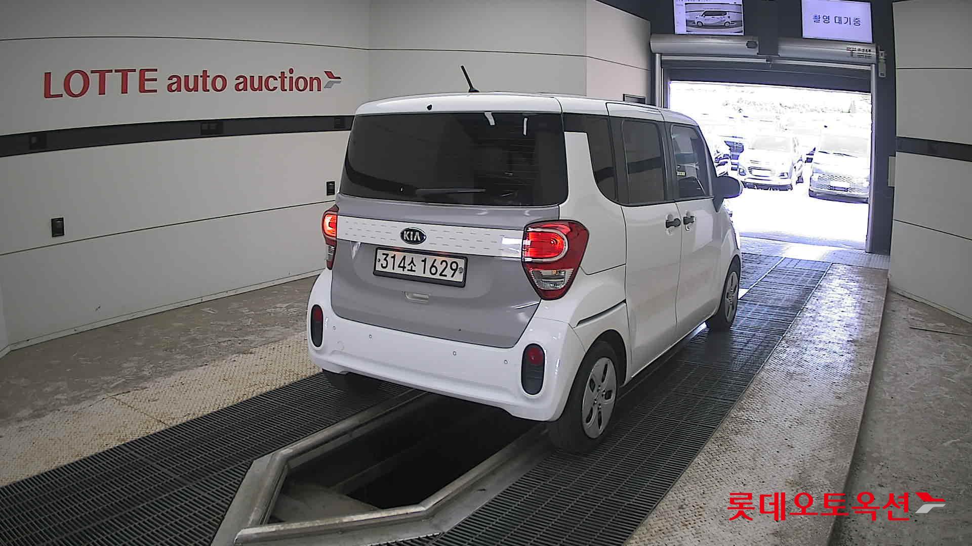 2019 - kia ray