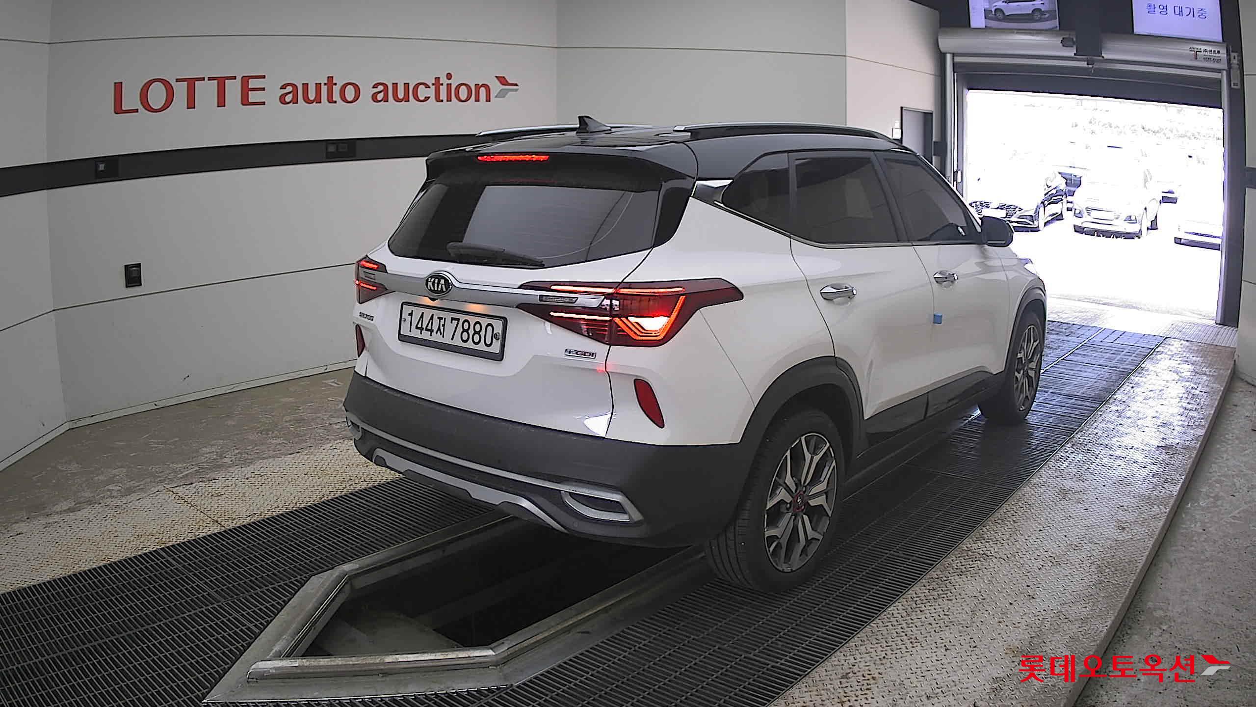 2020 - kia seltos