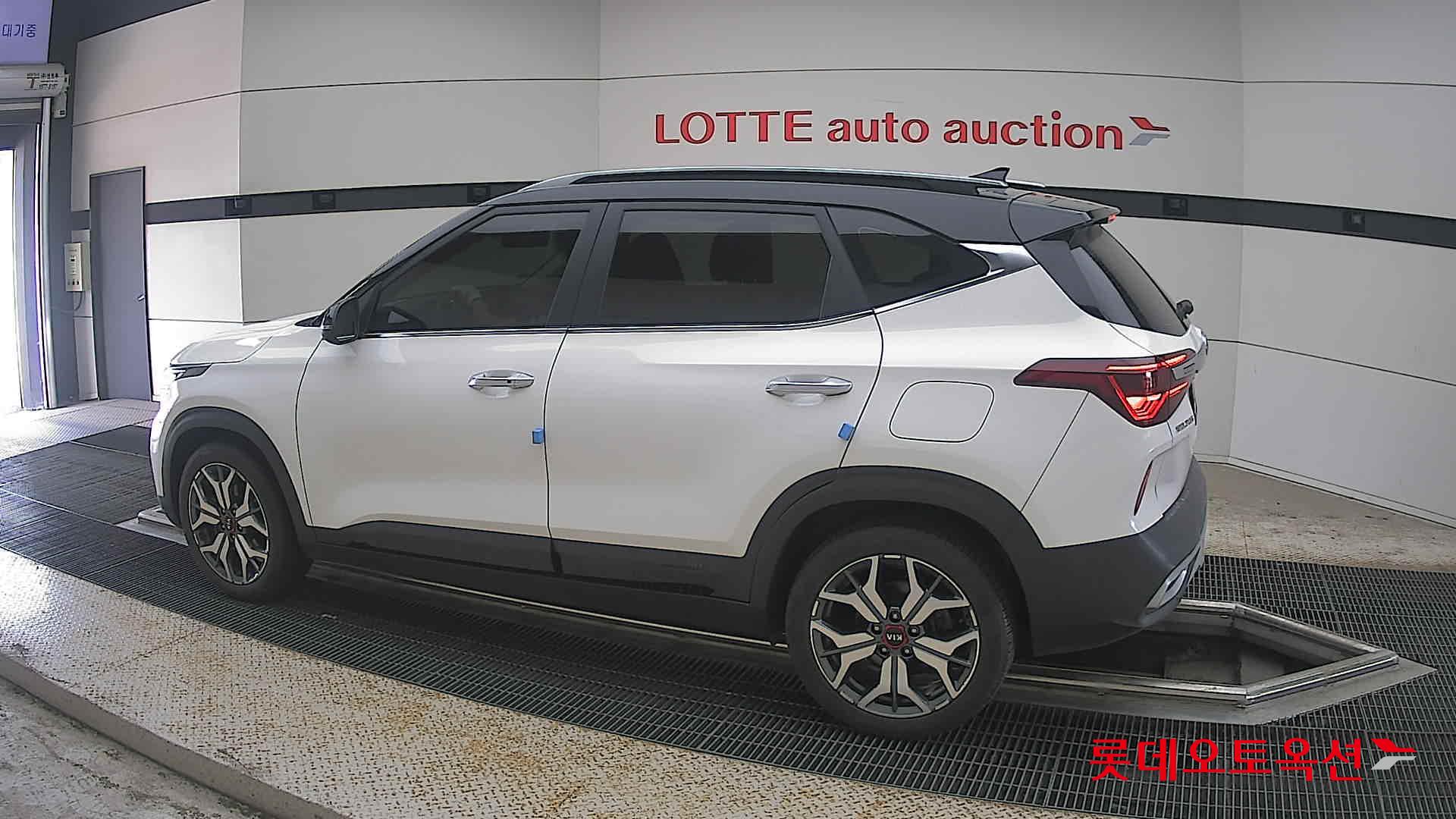 2020 - kia seltos