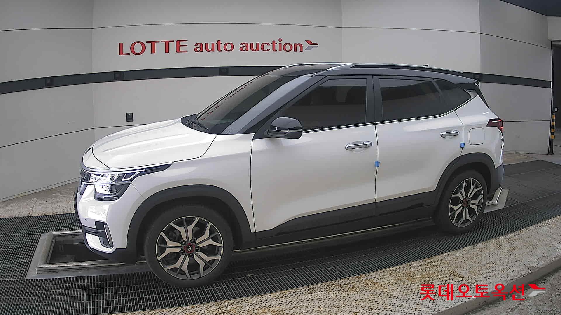 2020 - kia seltos