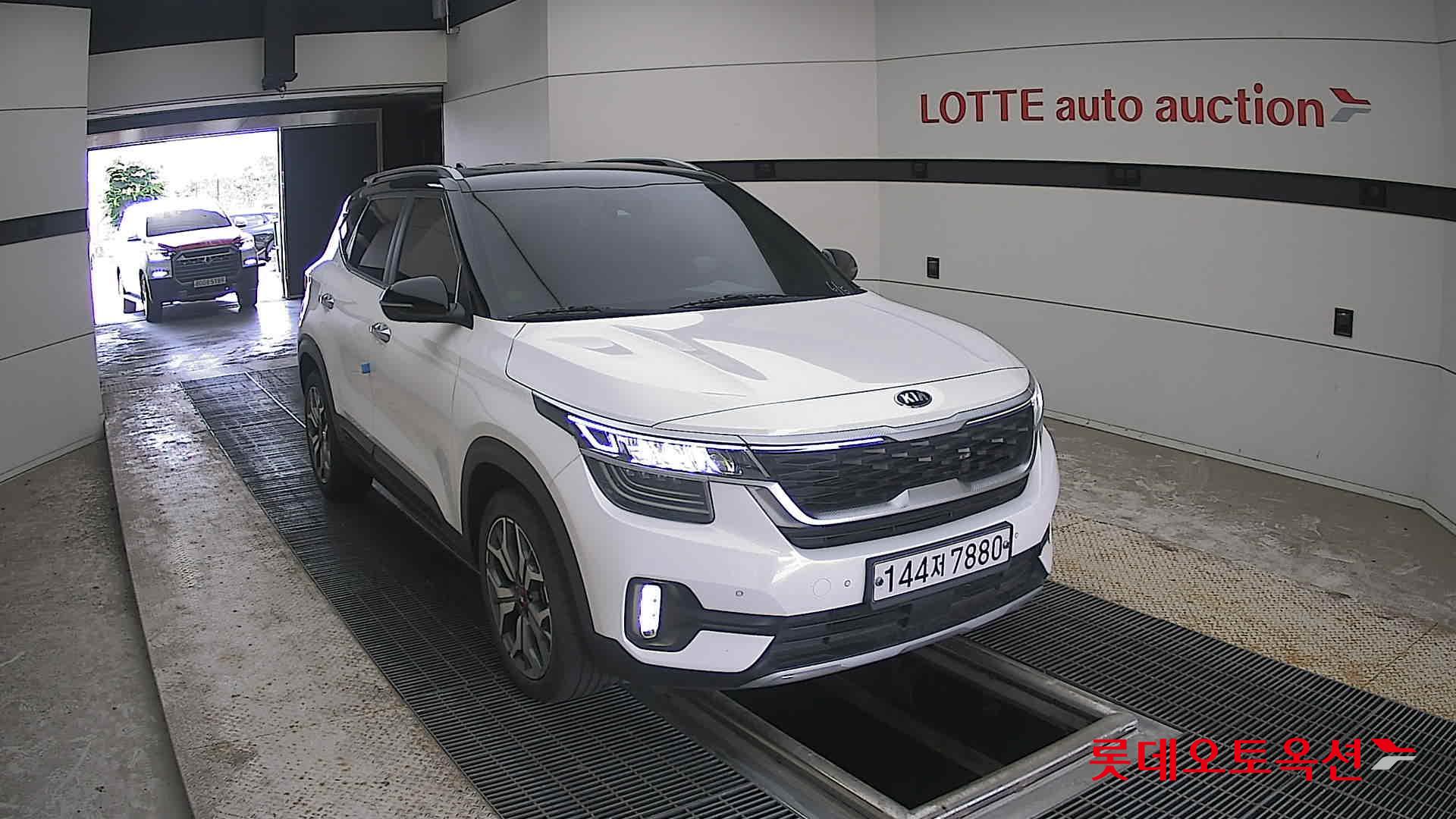 2020 - kia seltos