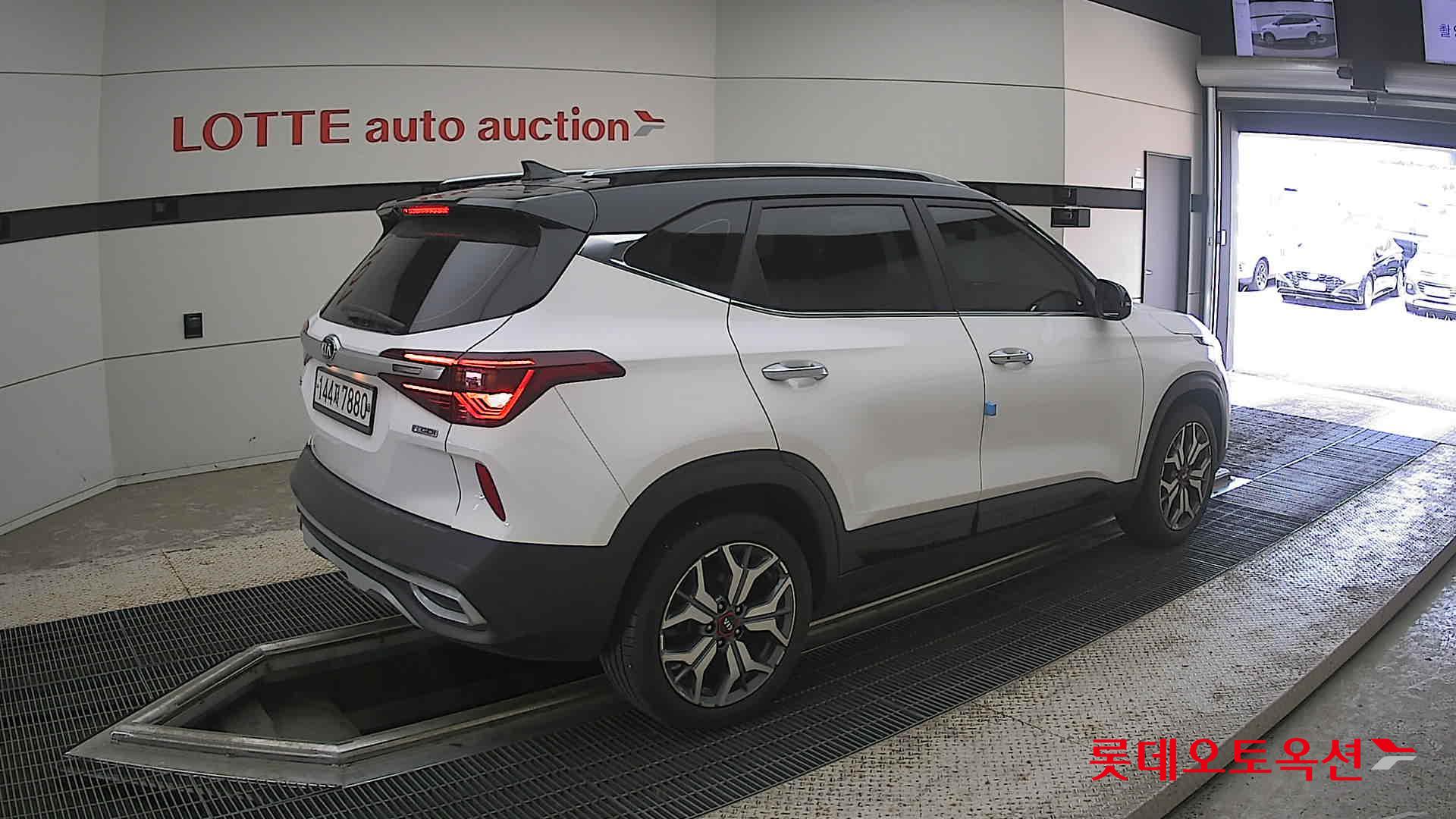 2020 - kia seltos