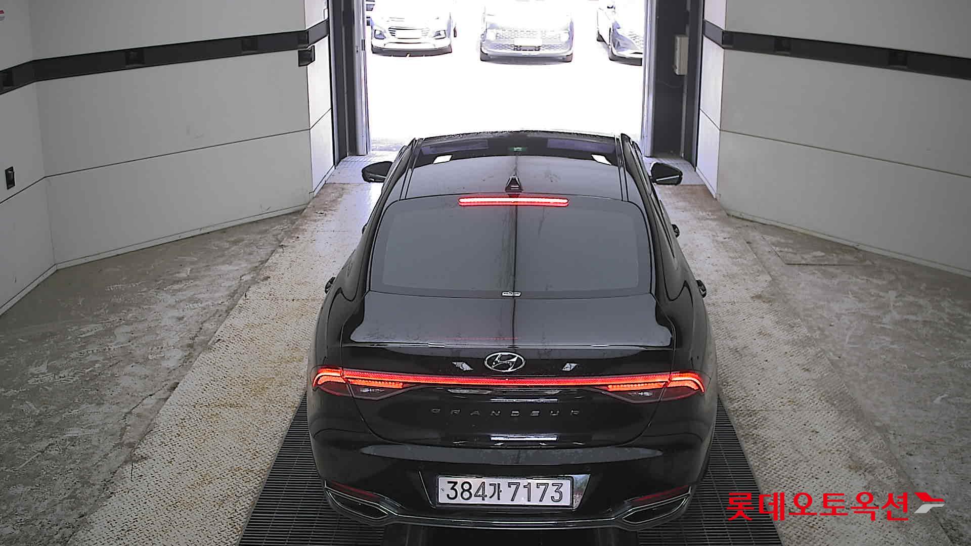 2022 - hyundai grandeur