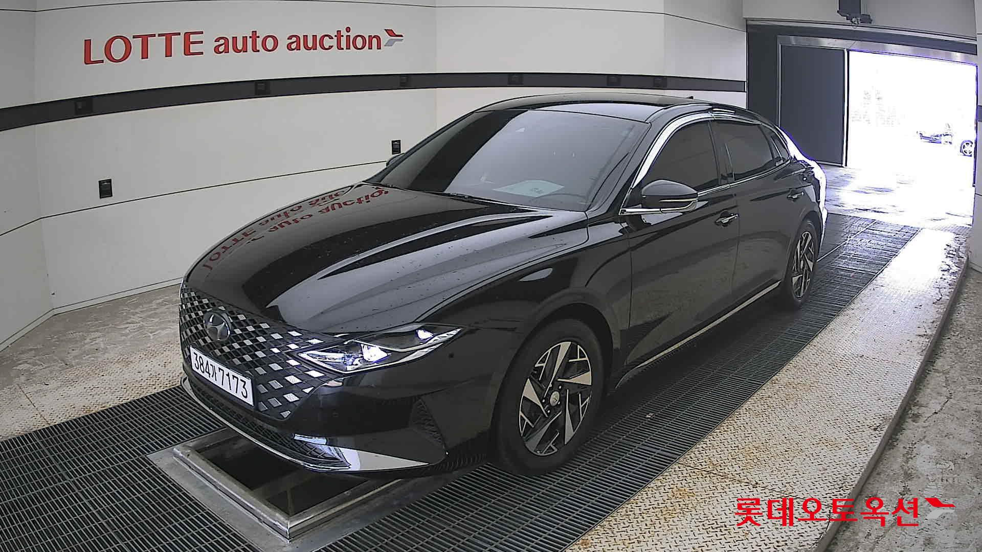 2022 - hyundai grandeur