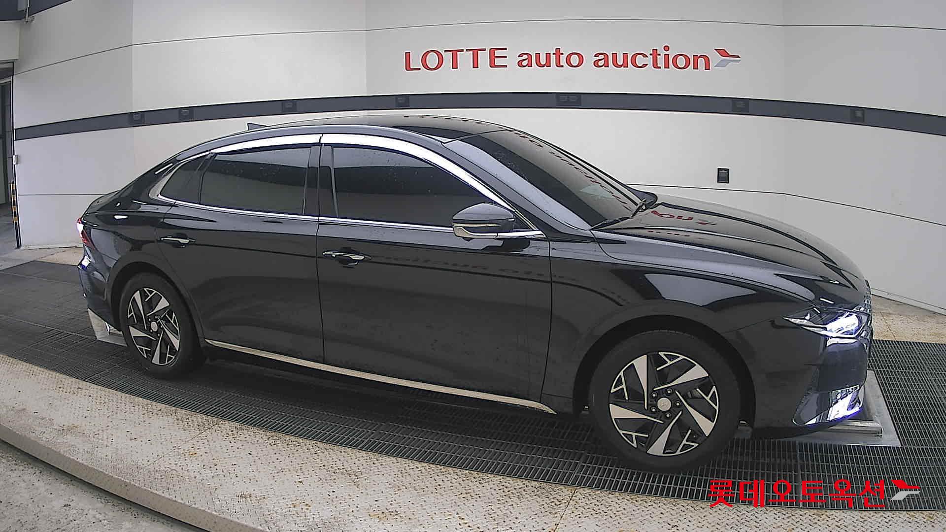 2022 - hyundai grandeur