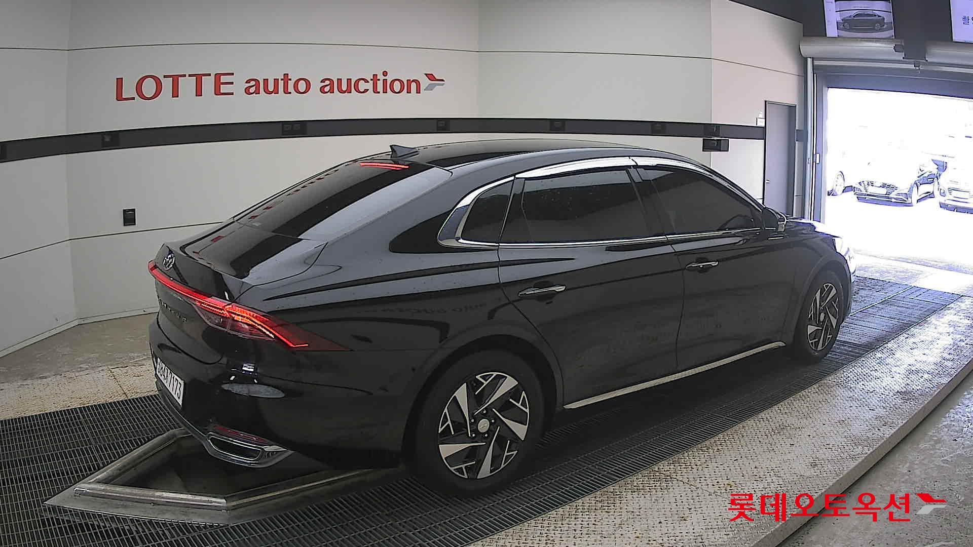 2022 - hyundai grandeur