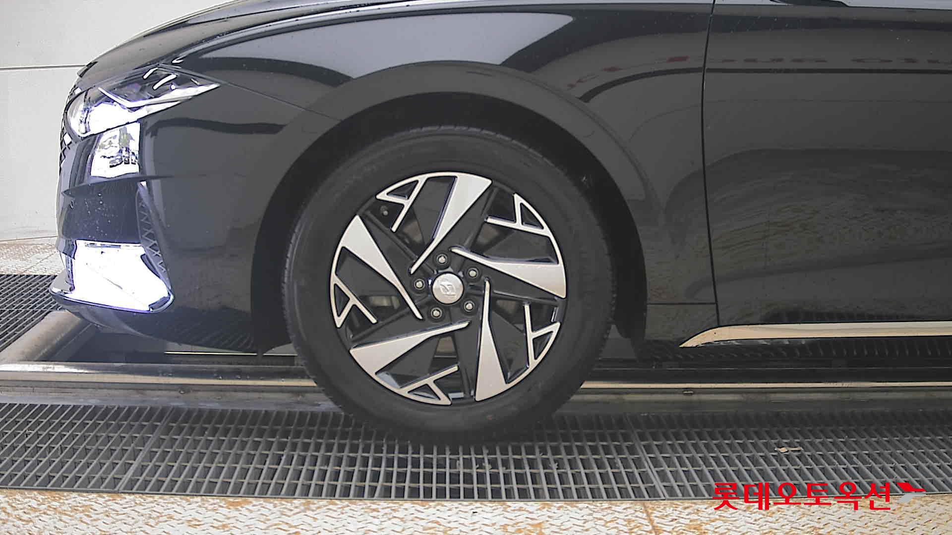 2022 - hyundai grandeur