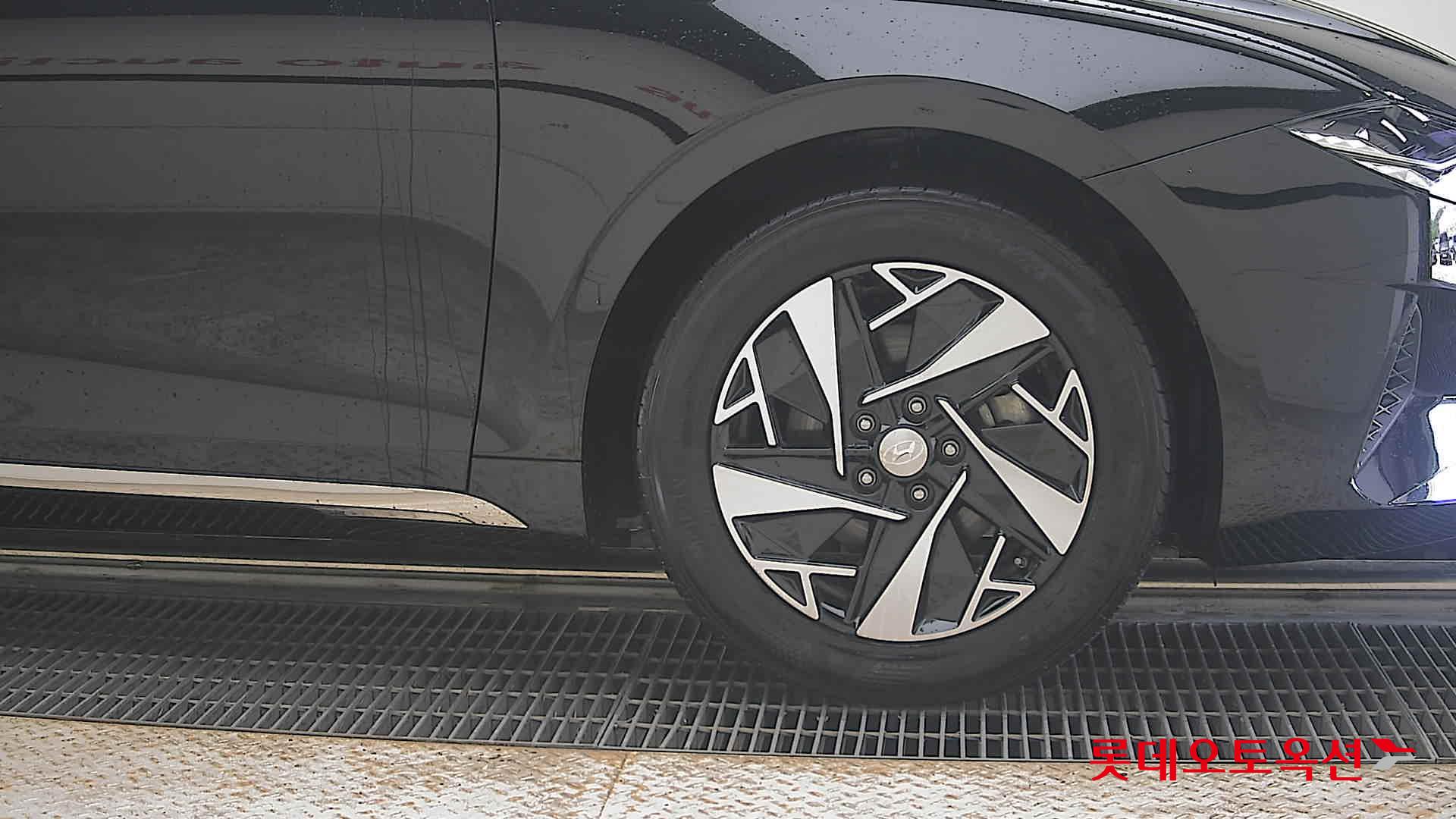 2022 - hyundai grandeur