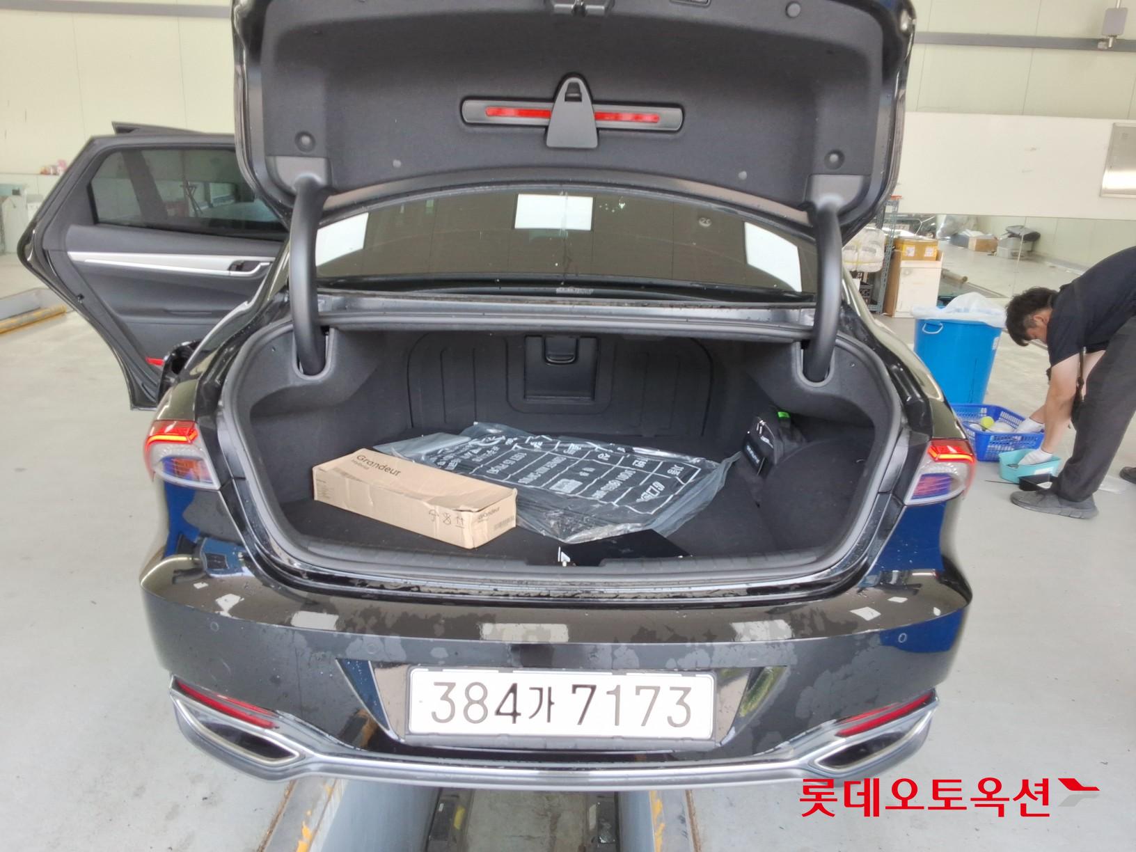 2022 - hyundai grandeur