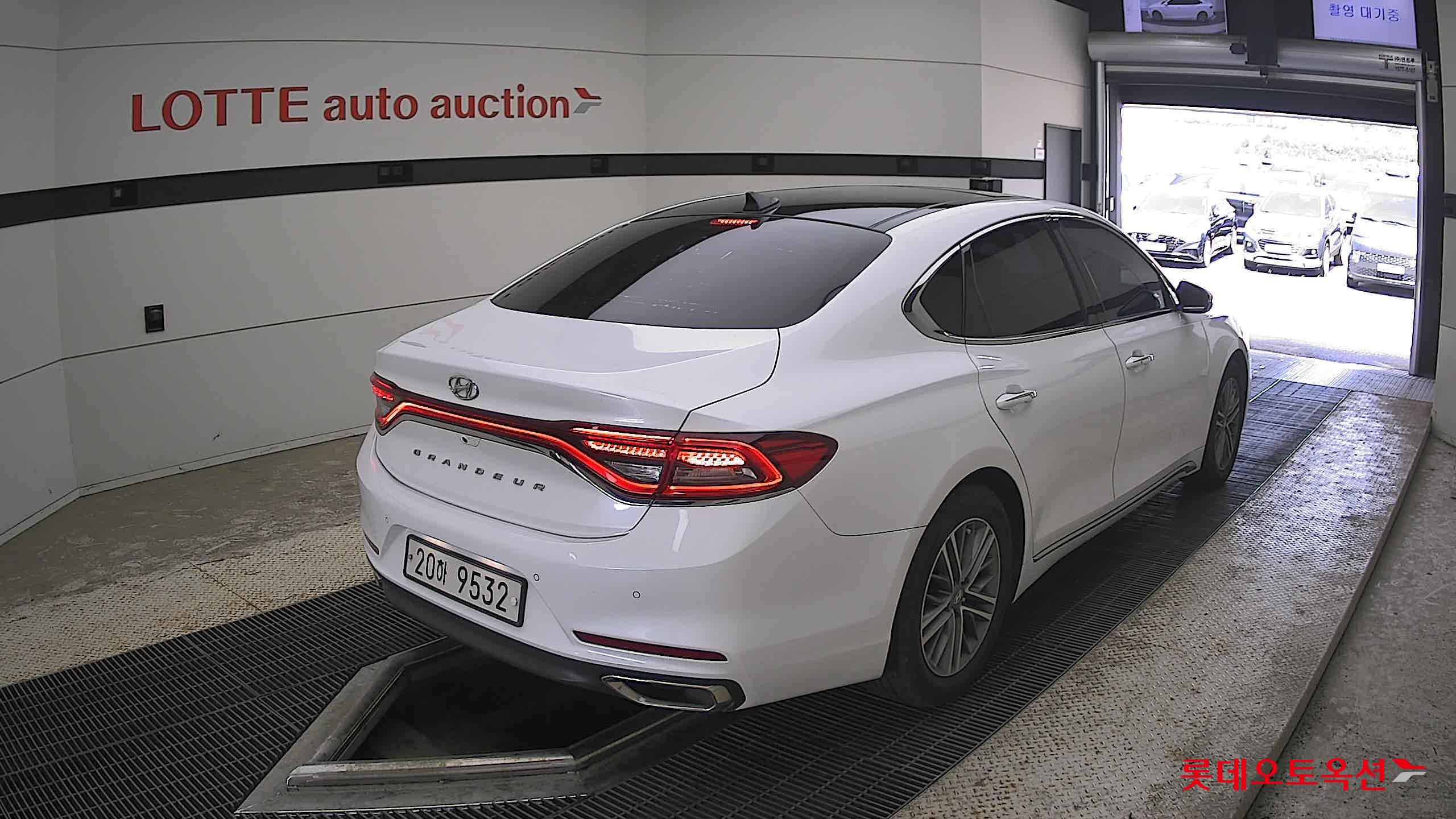 2019 - hyundai grandeur