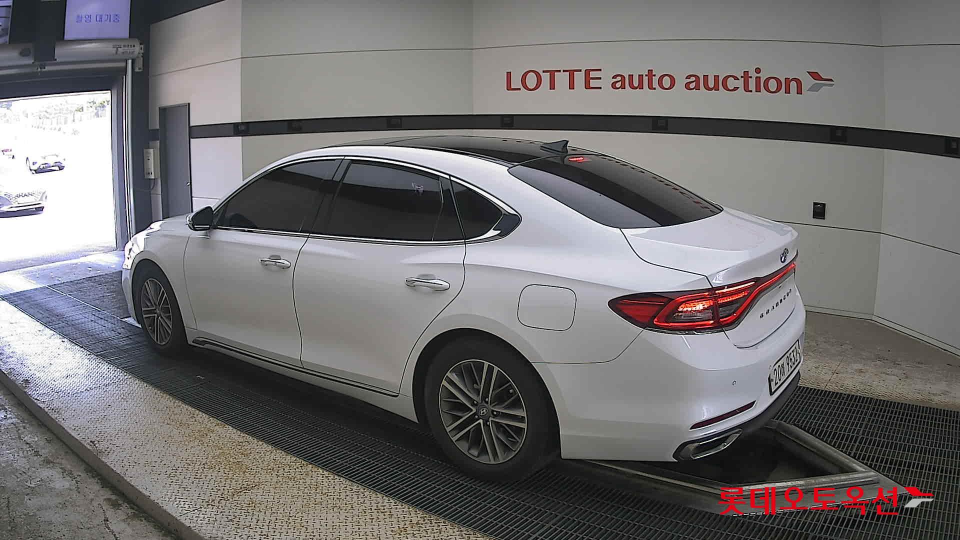 2019 - hyundai grandeur