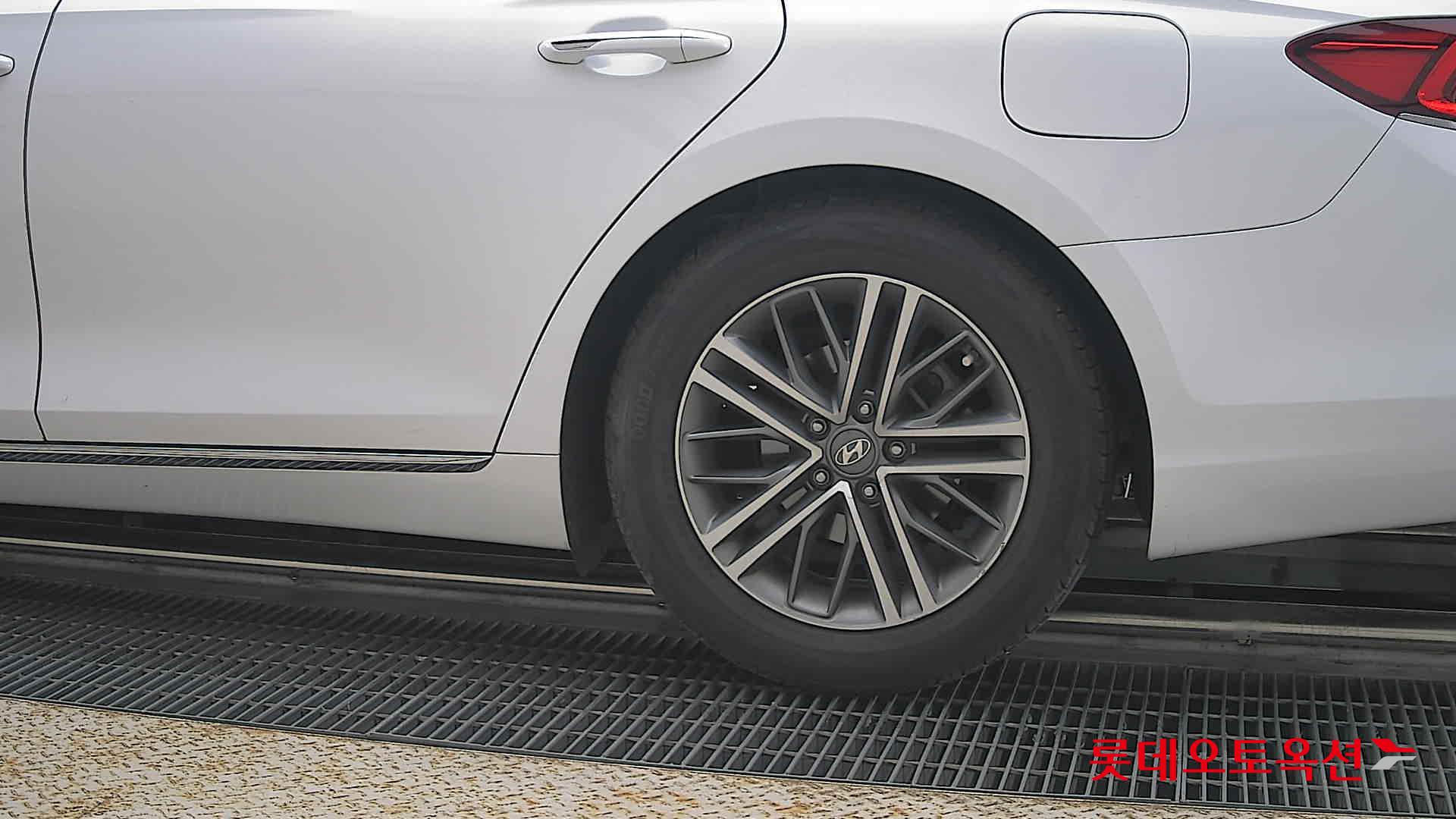 2019 - hyundai grandeur
