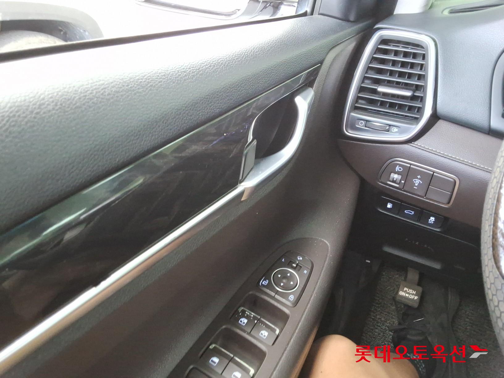2019 - hyundai grandeur