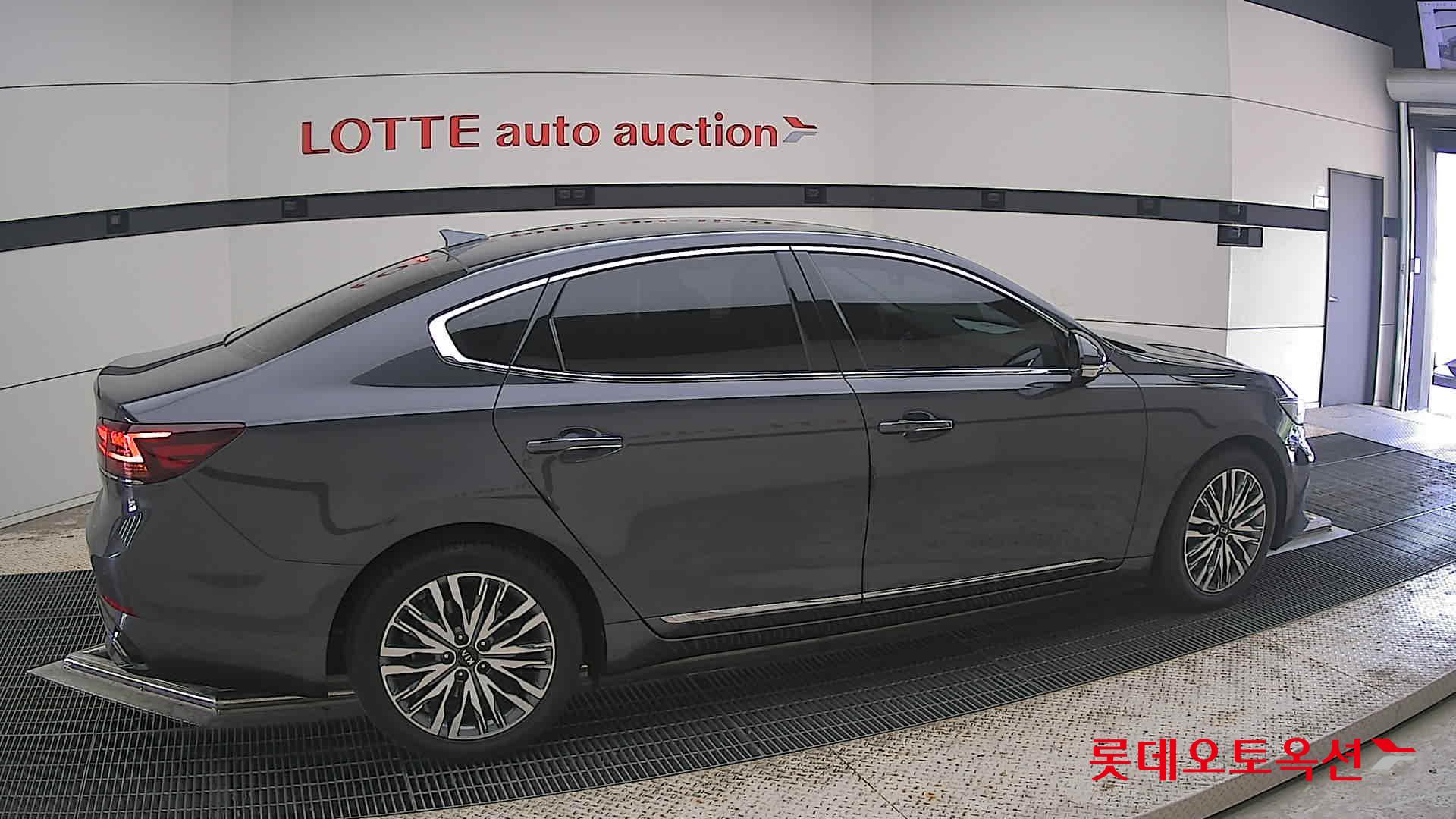 2020 - kia k7