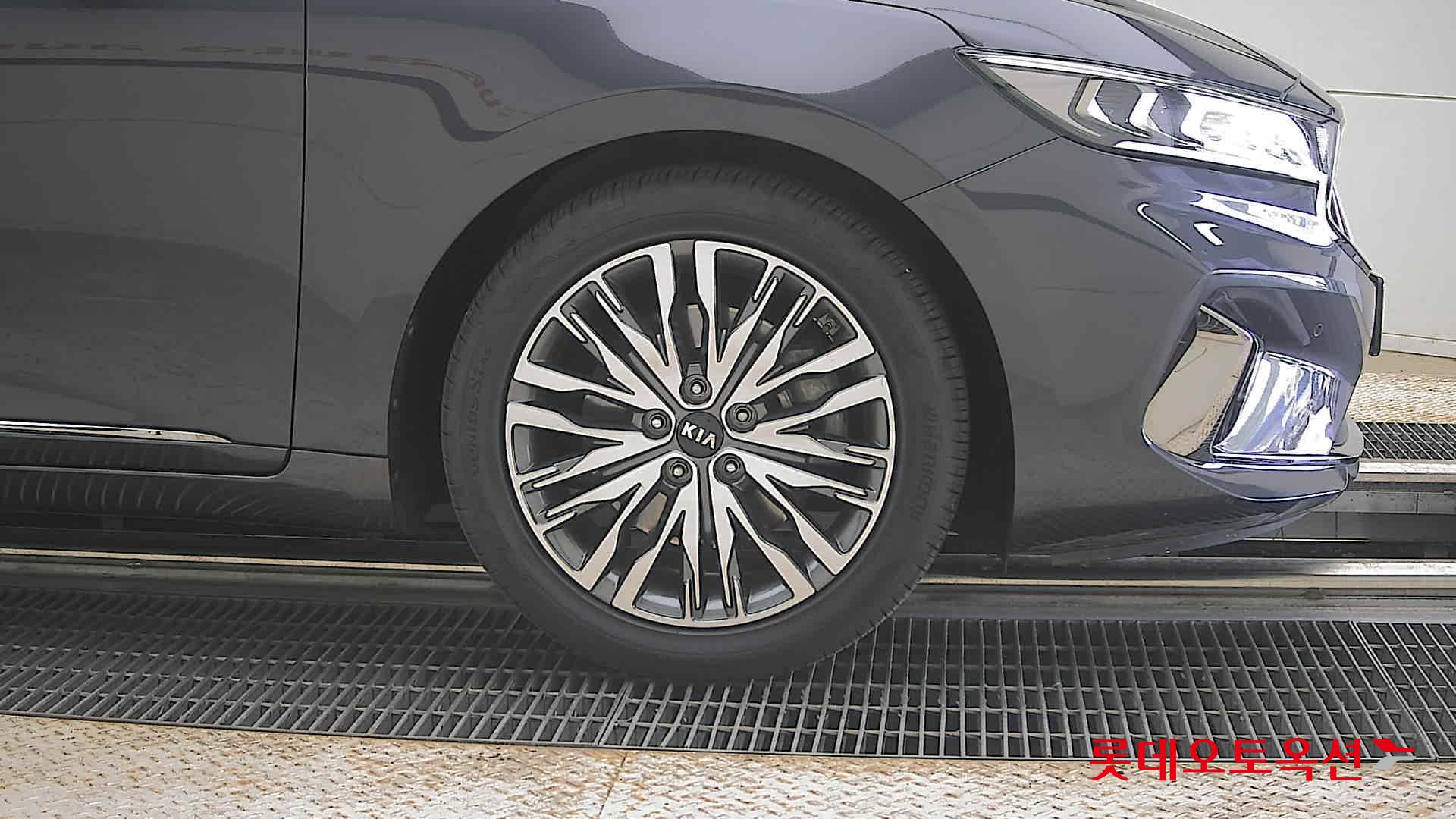 2020 - kia k7
