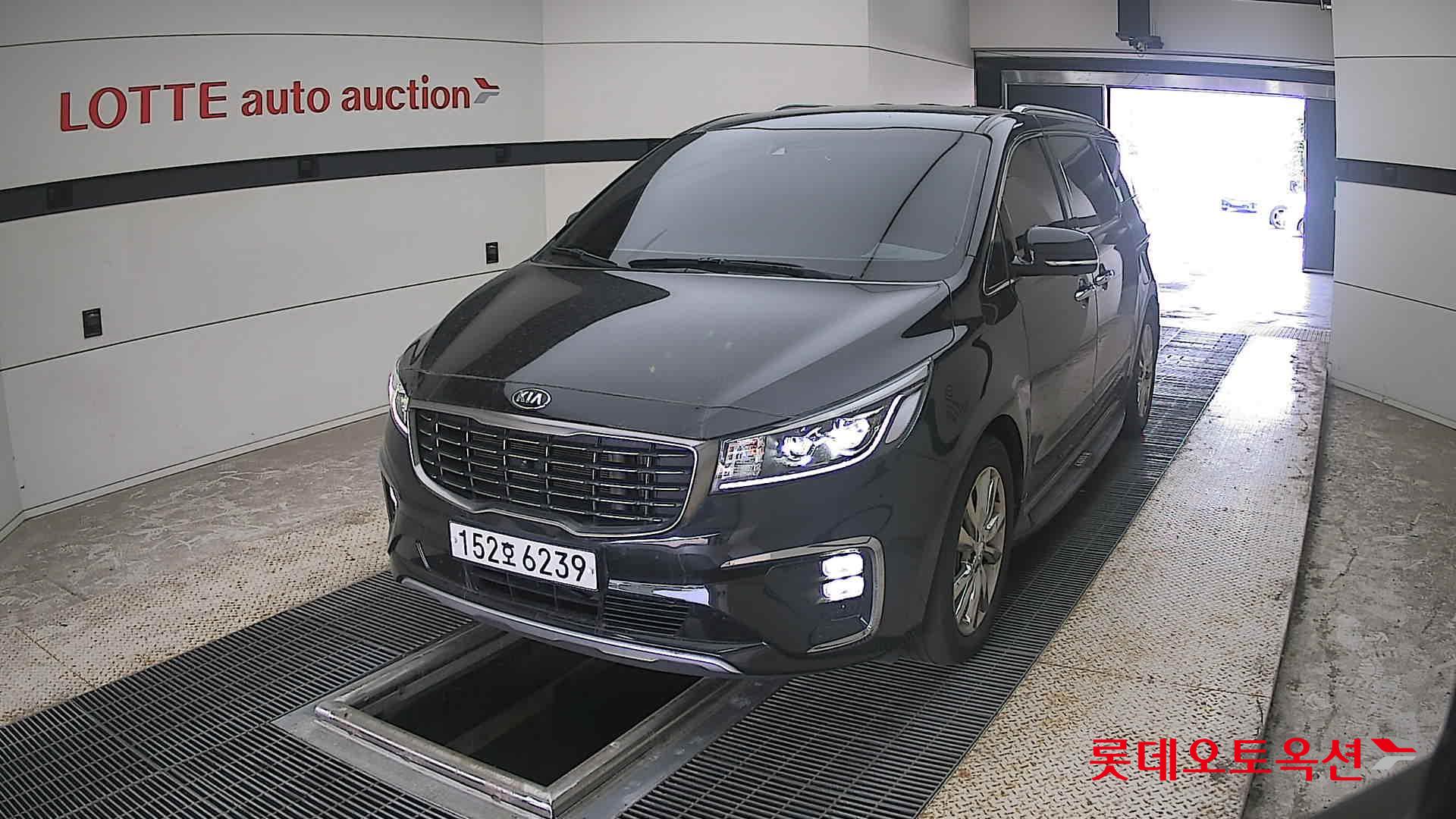 2020 - kia carnival