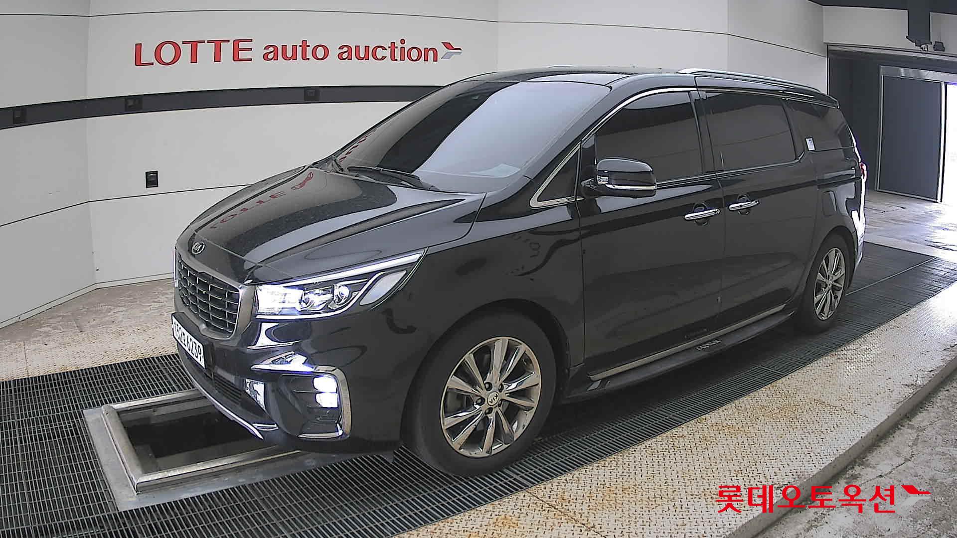 2020 - kia carnival