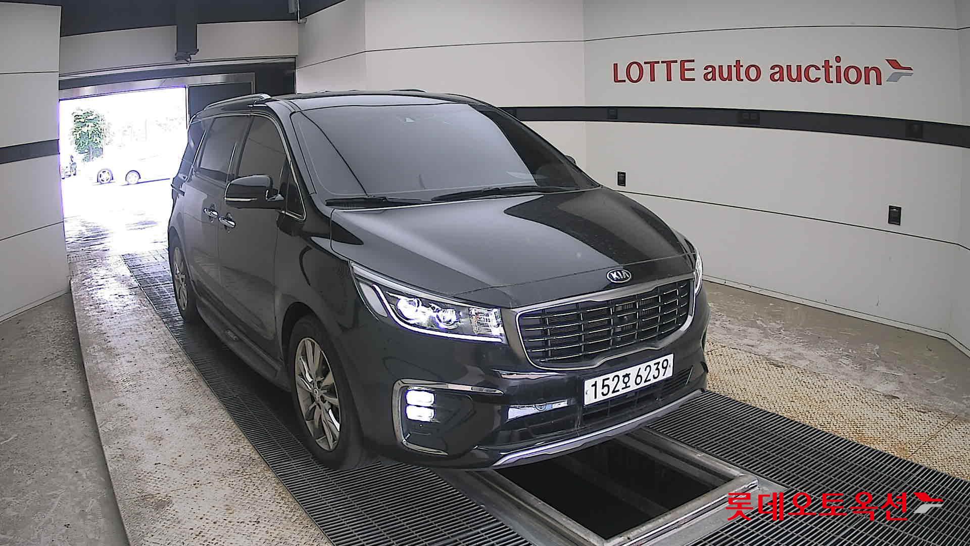 2020 - kia carnival