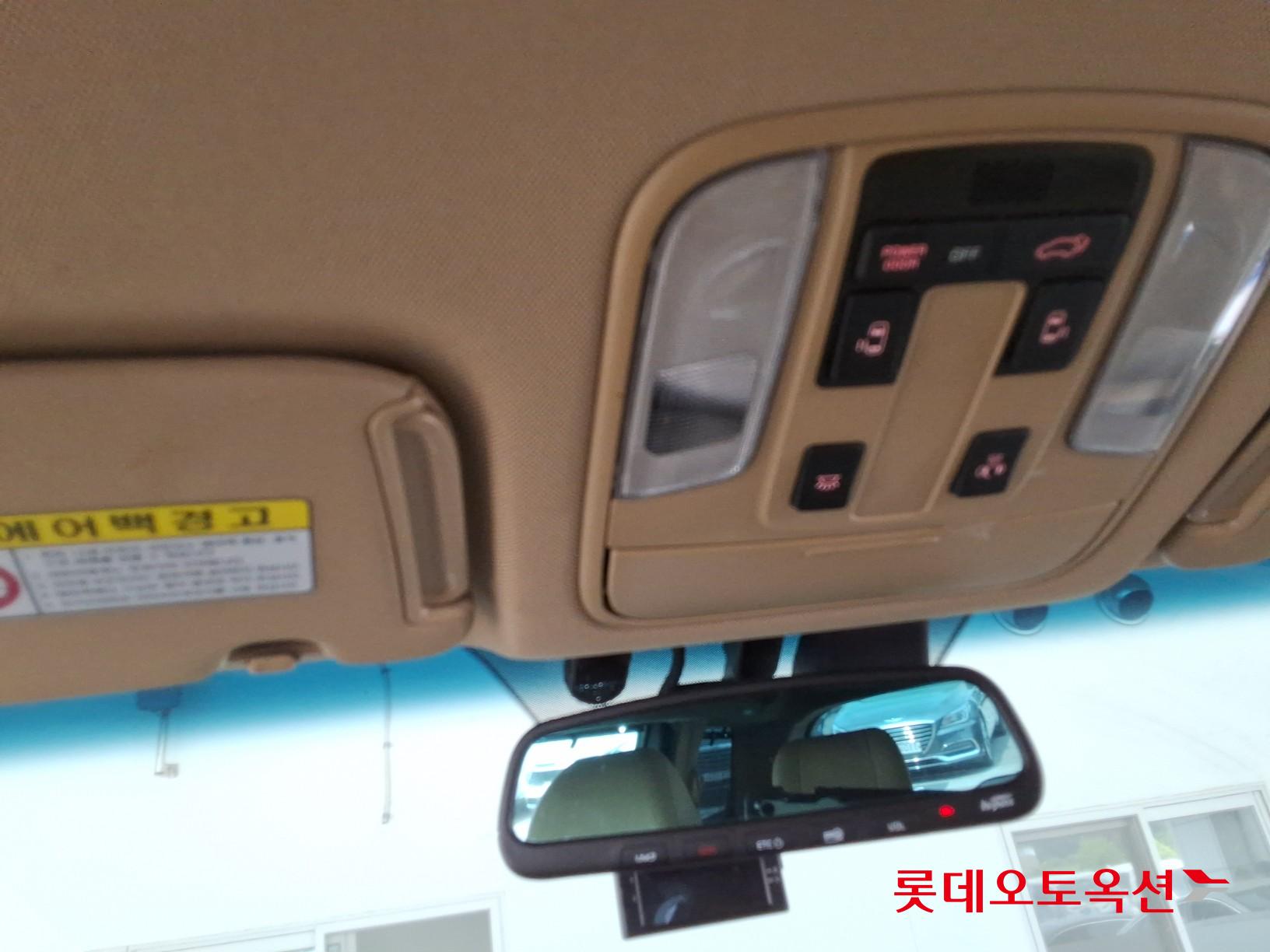 2020 - kia carnival