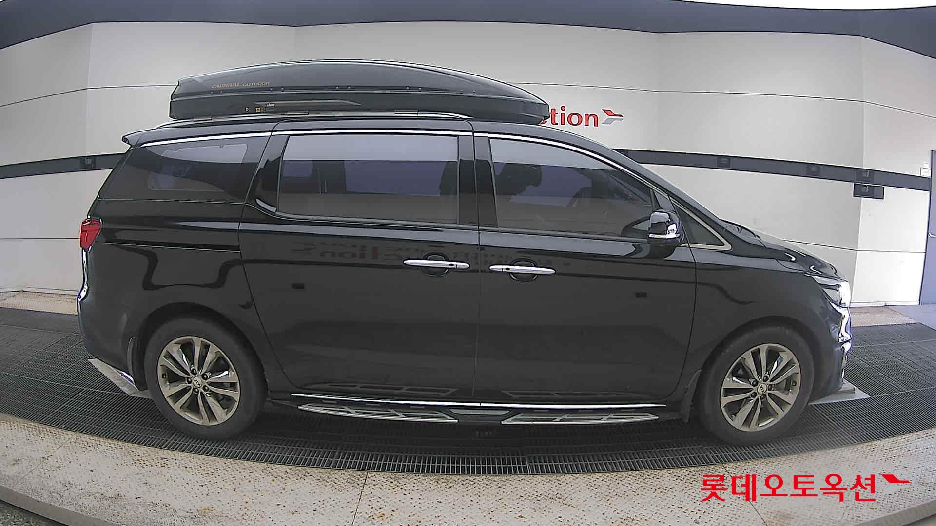 2017 - kia carnival