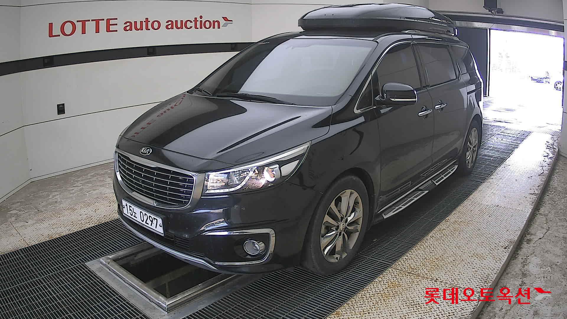 2017 - kia carnival