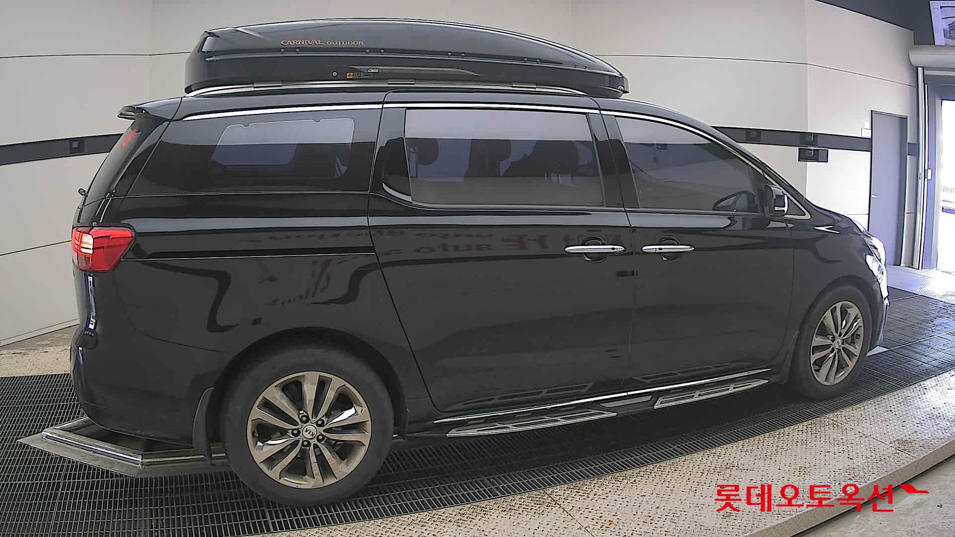 2017 - kia carnival