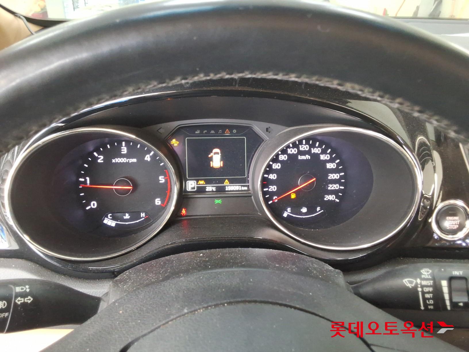 2017 - kia carnival