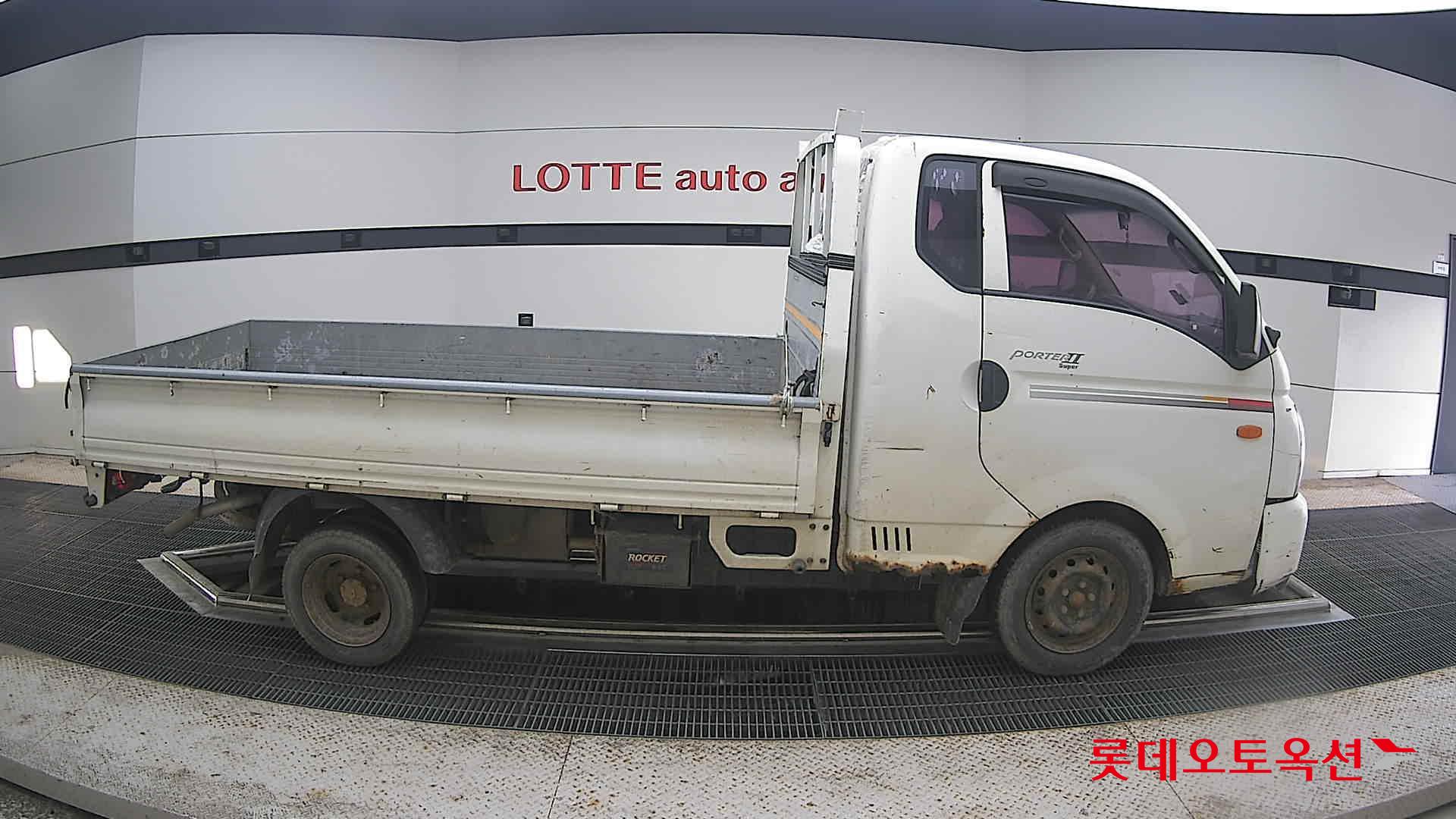 2013 - hyundai porter