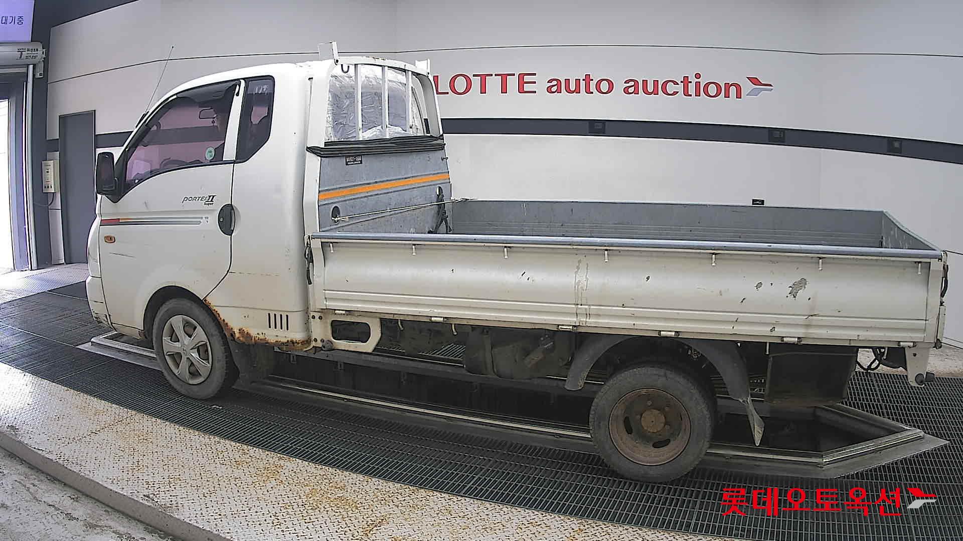 2013 - hyundai porter