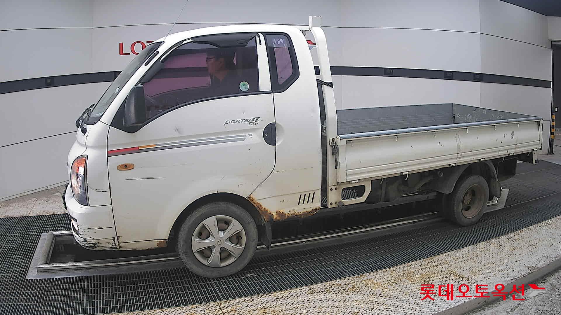 2013 - hyundai porter