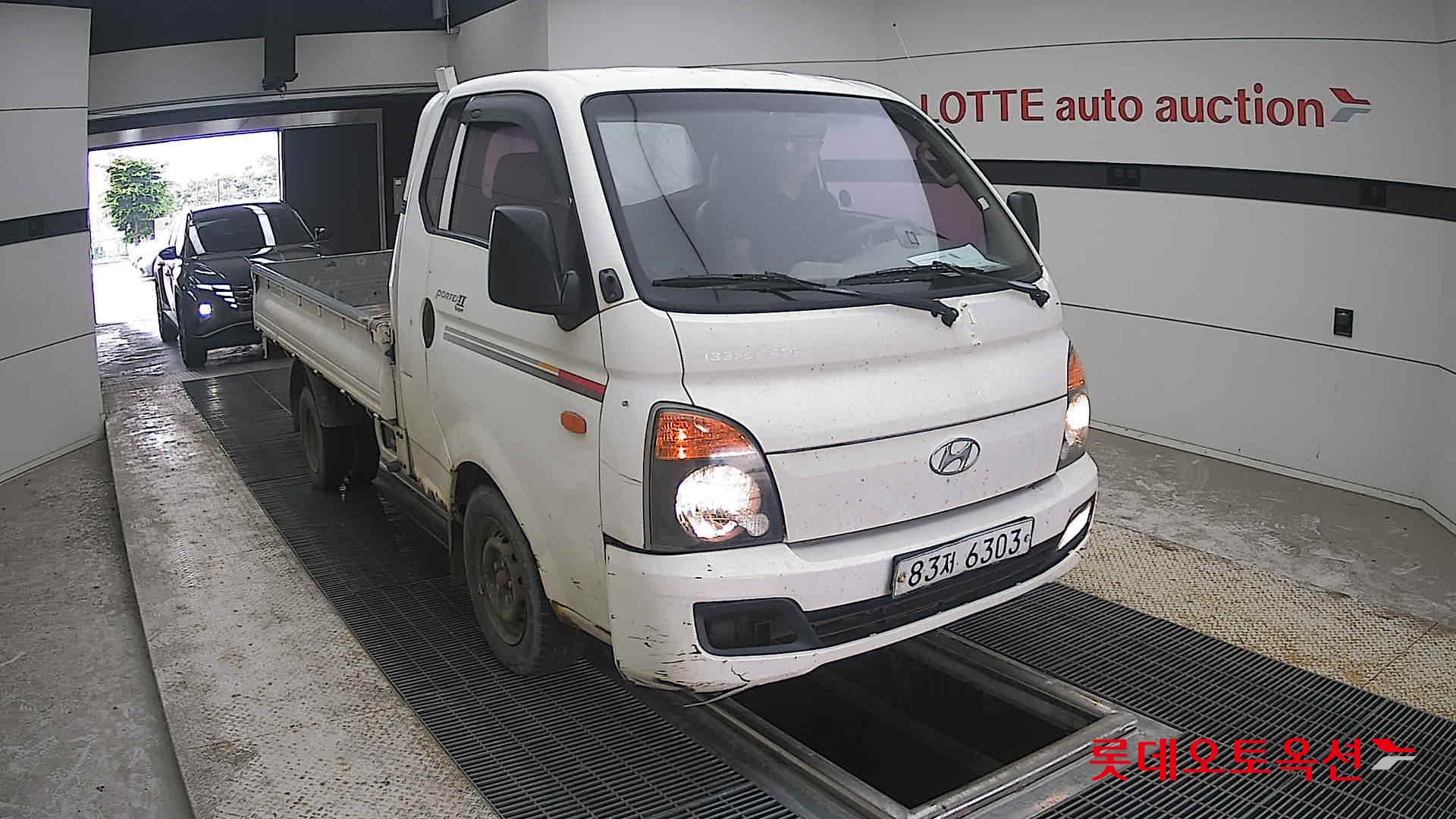 2013 - hyundai porter
