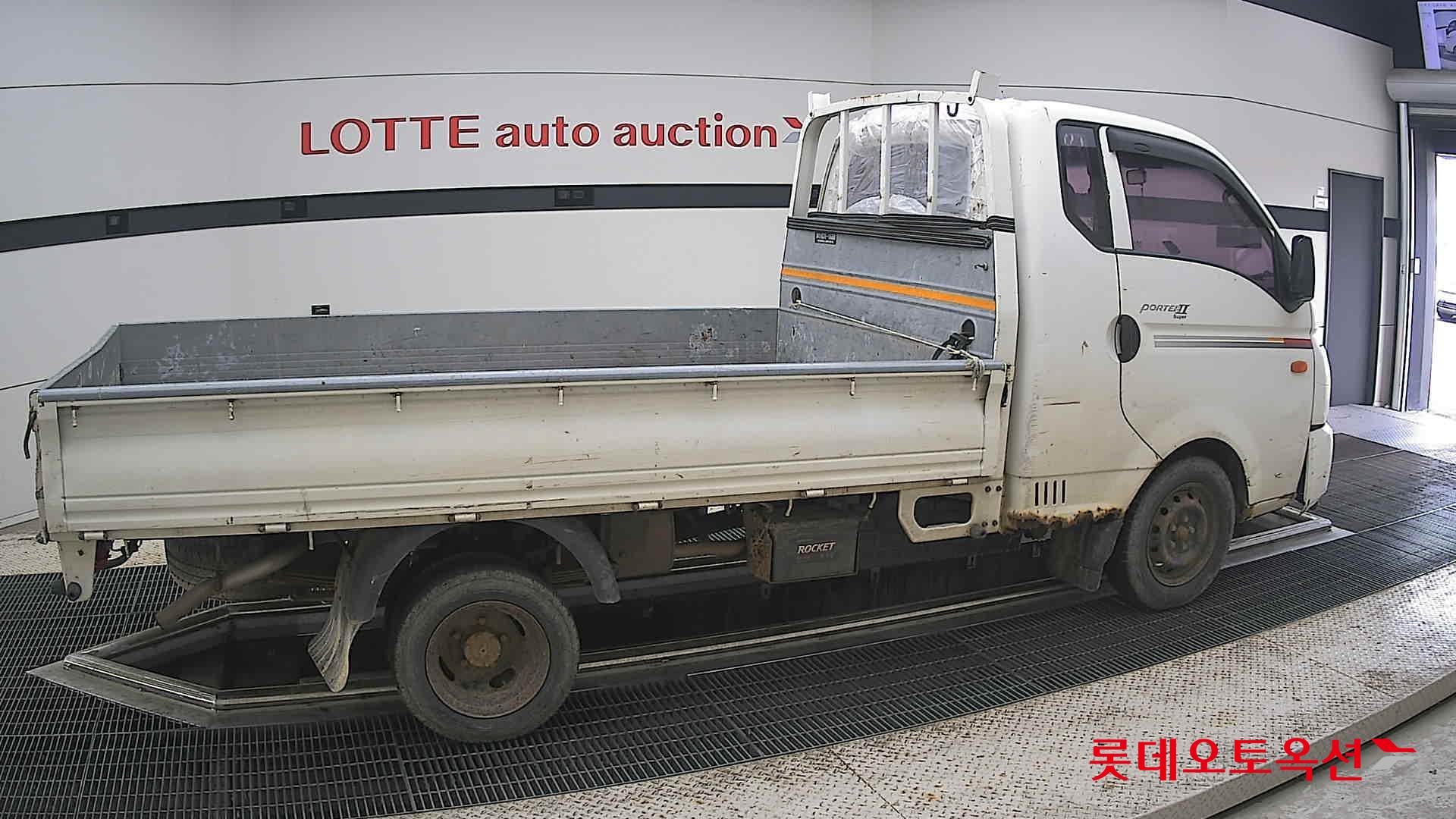 2013 - hyundai porter