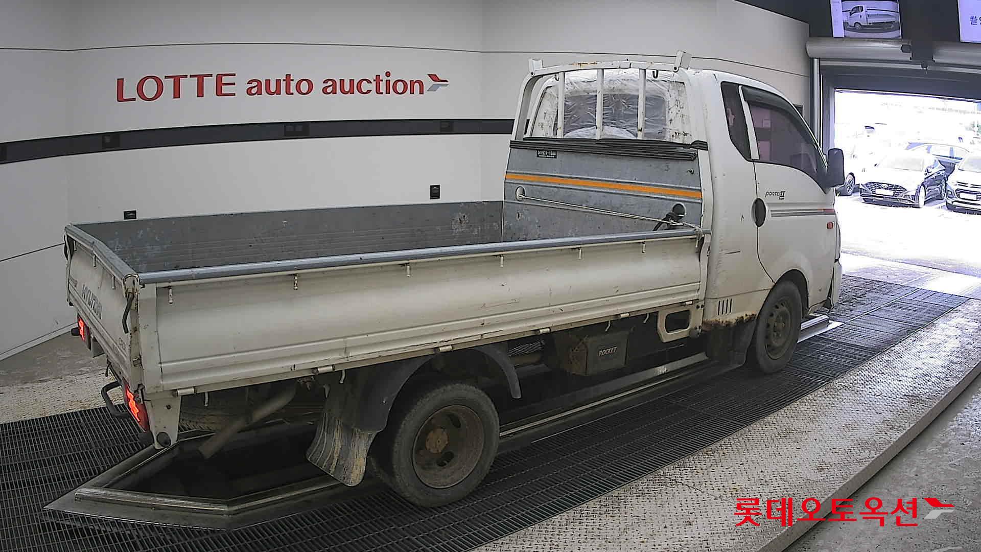 2013 - hyundai porter