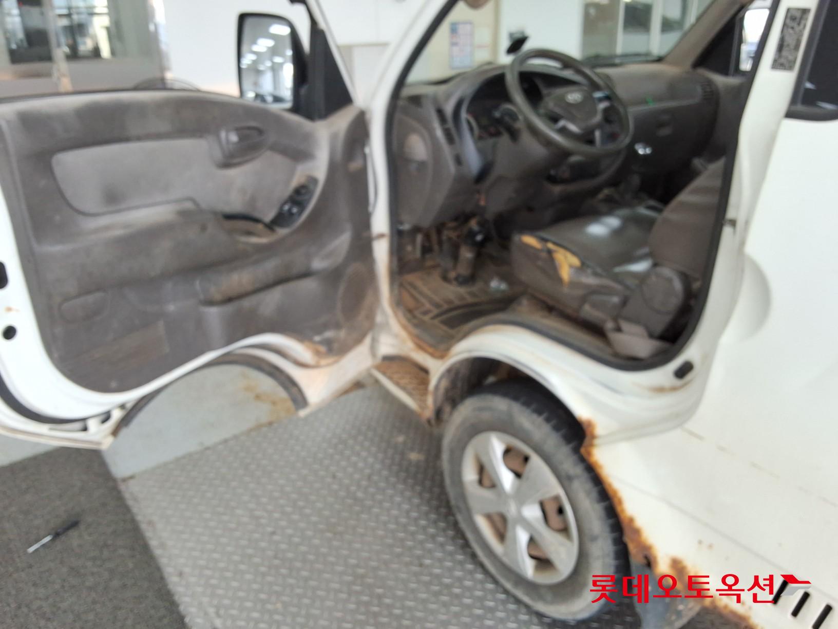 2013 - hyundai porter