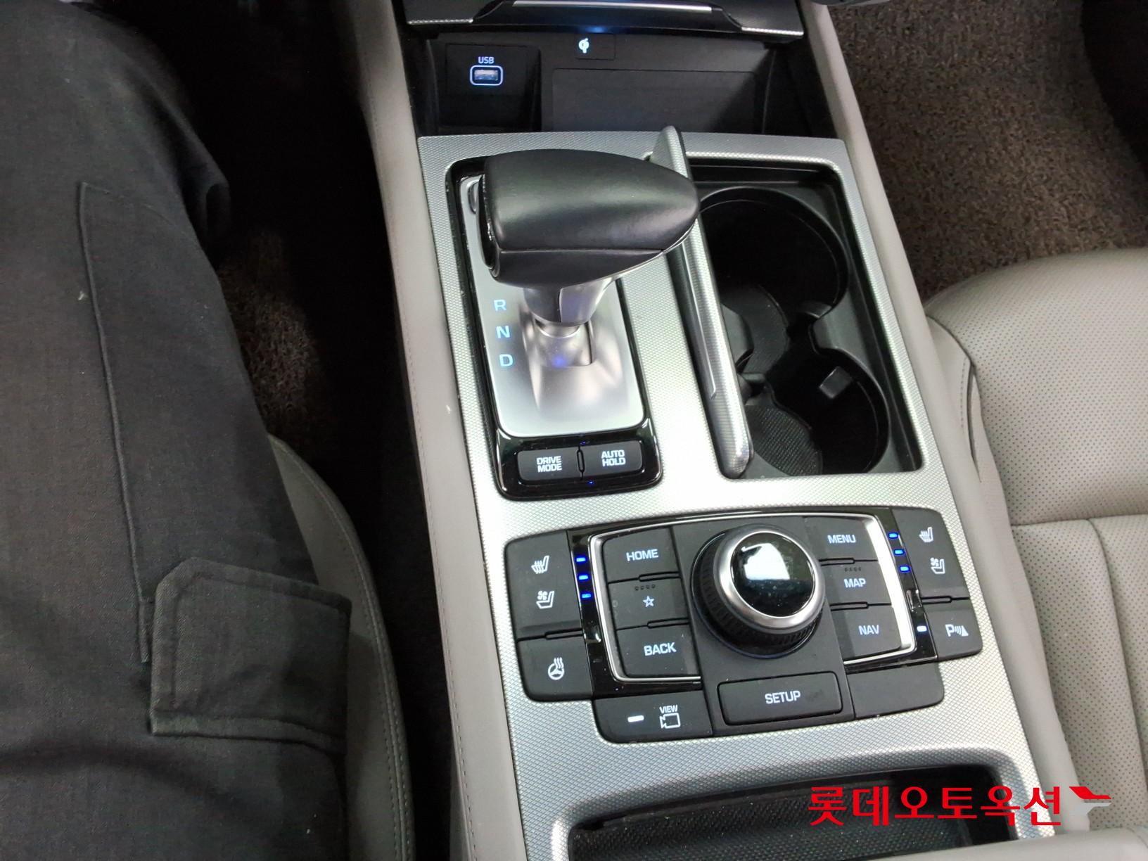 2019 - genesis g80
