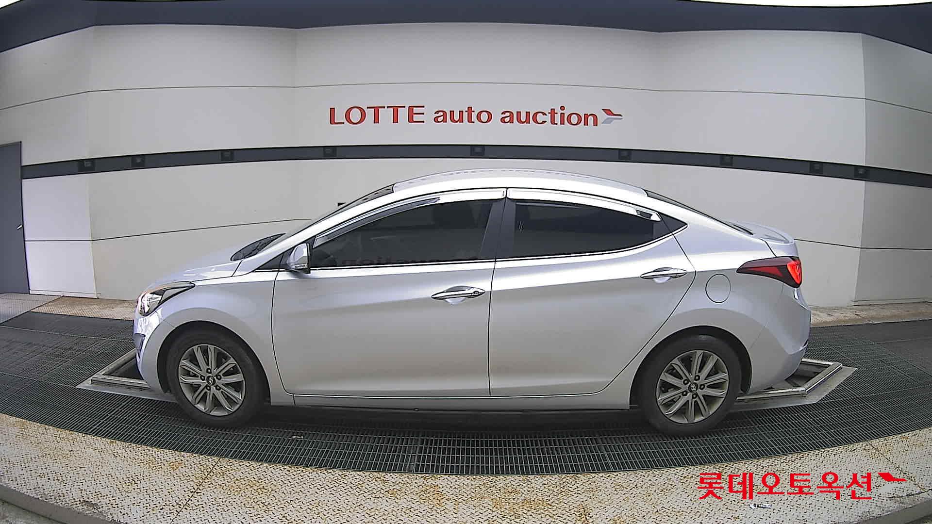 2014 - hyundai avante