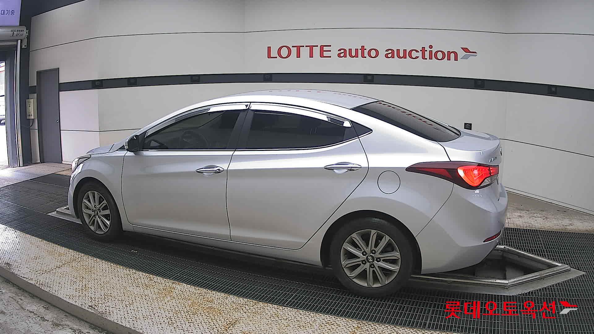 2014 - hyundai avante